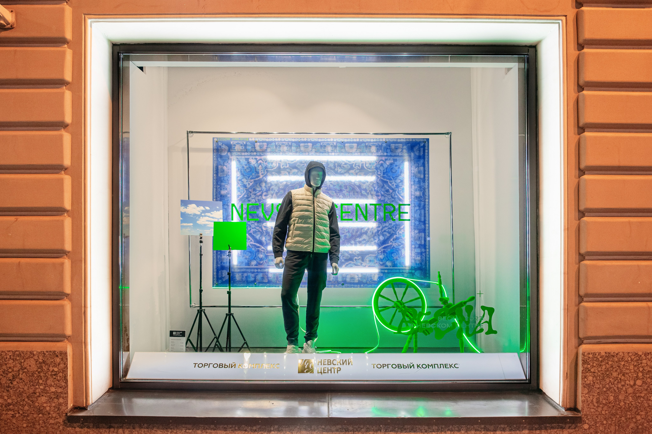 Съёмка витрин, фасада. Фотограф в Санкт-Петербурге Екатерина Спикс