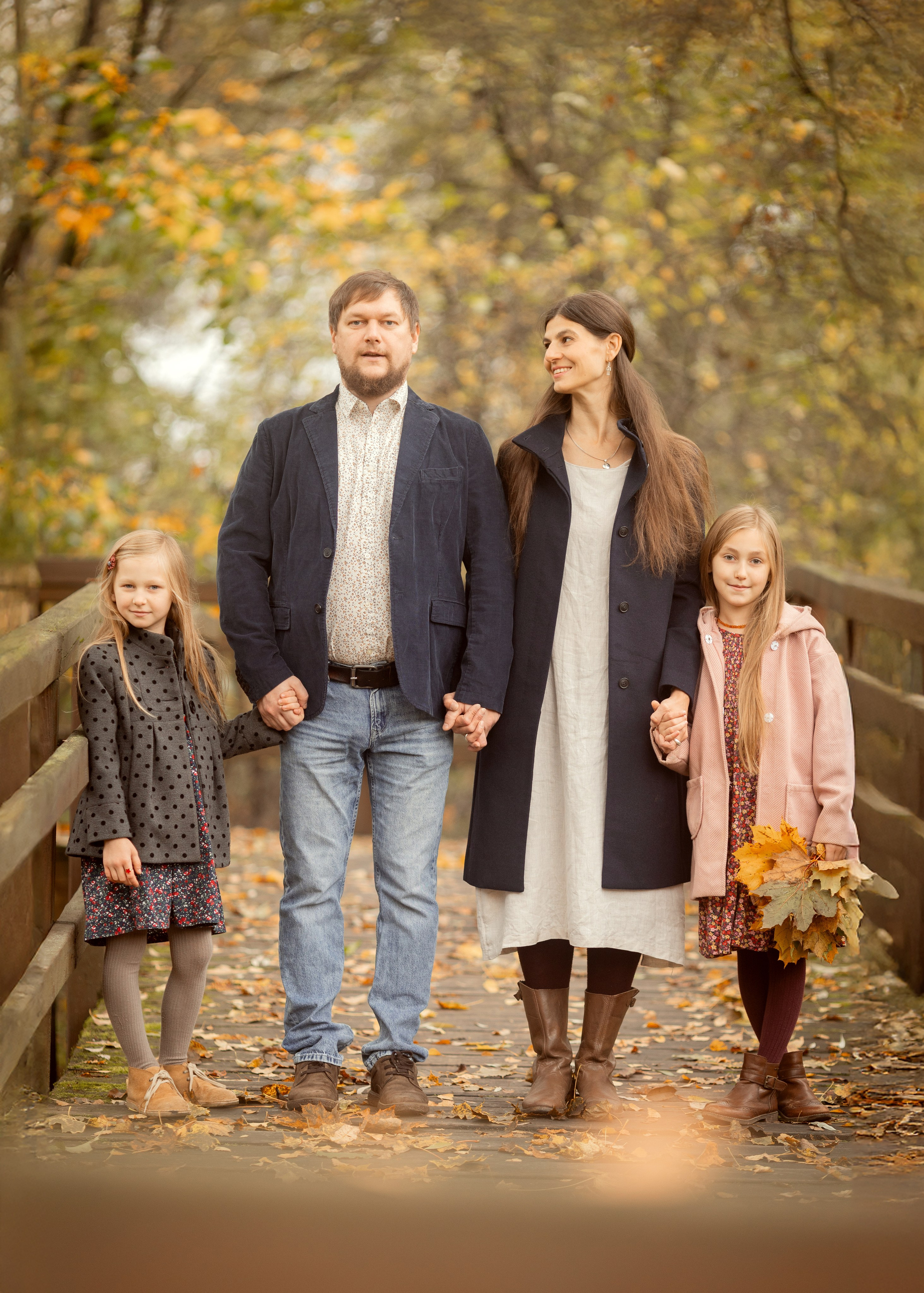 Осенняя прогулка. Детский и семейный фотограф Зоя Павкина