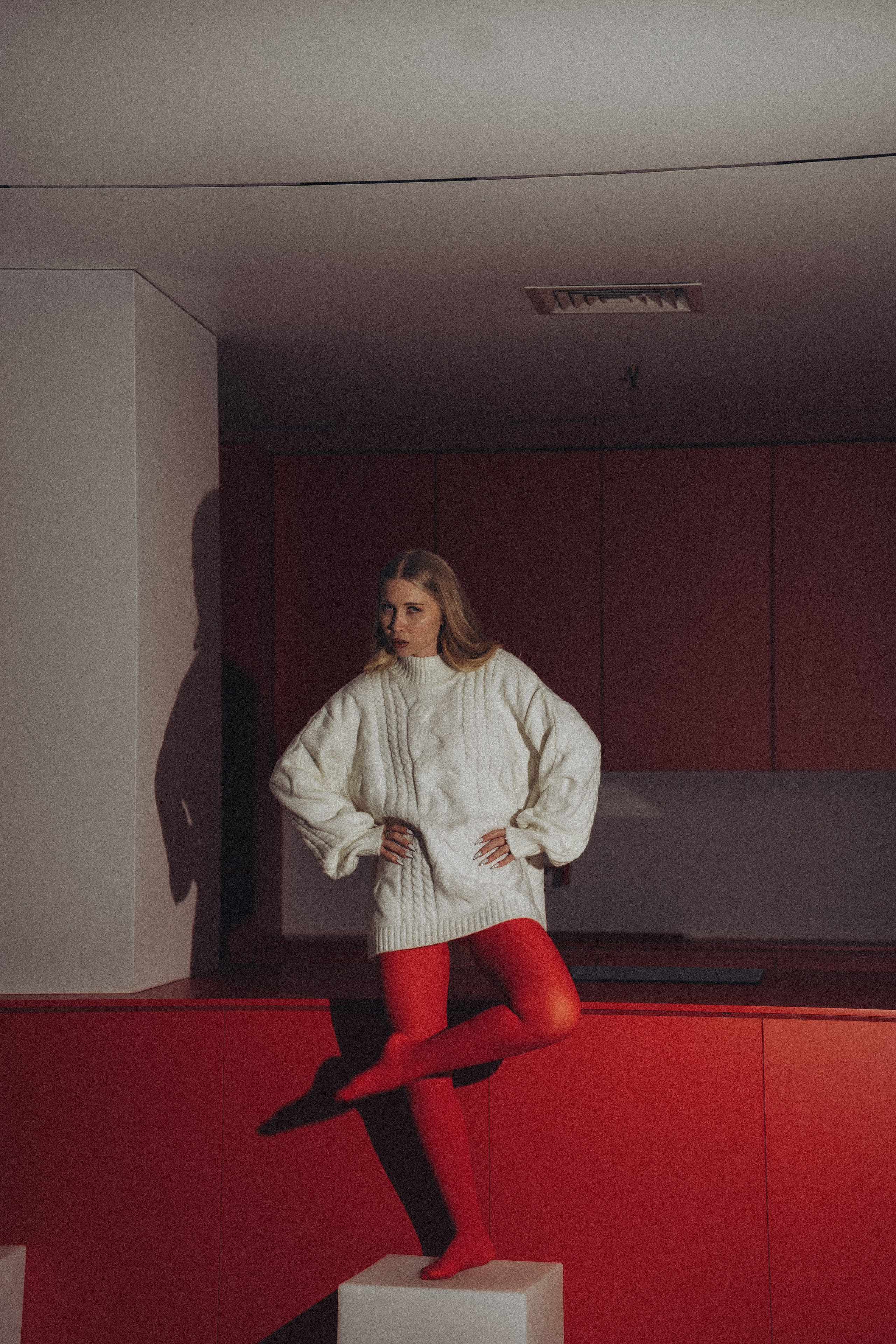 ФОТОСЕССИЯ К НОВОМУ ГОДУ В СТУДИИ С ЕЛОЧКОЙ КРАСИВЫЙ ОБРАЗ. Профессиональный фотограф, Санкт-Петербург — Виктория Богомолова