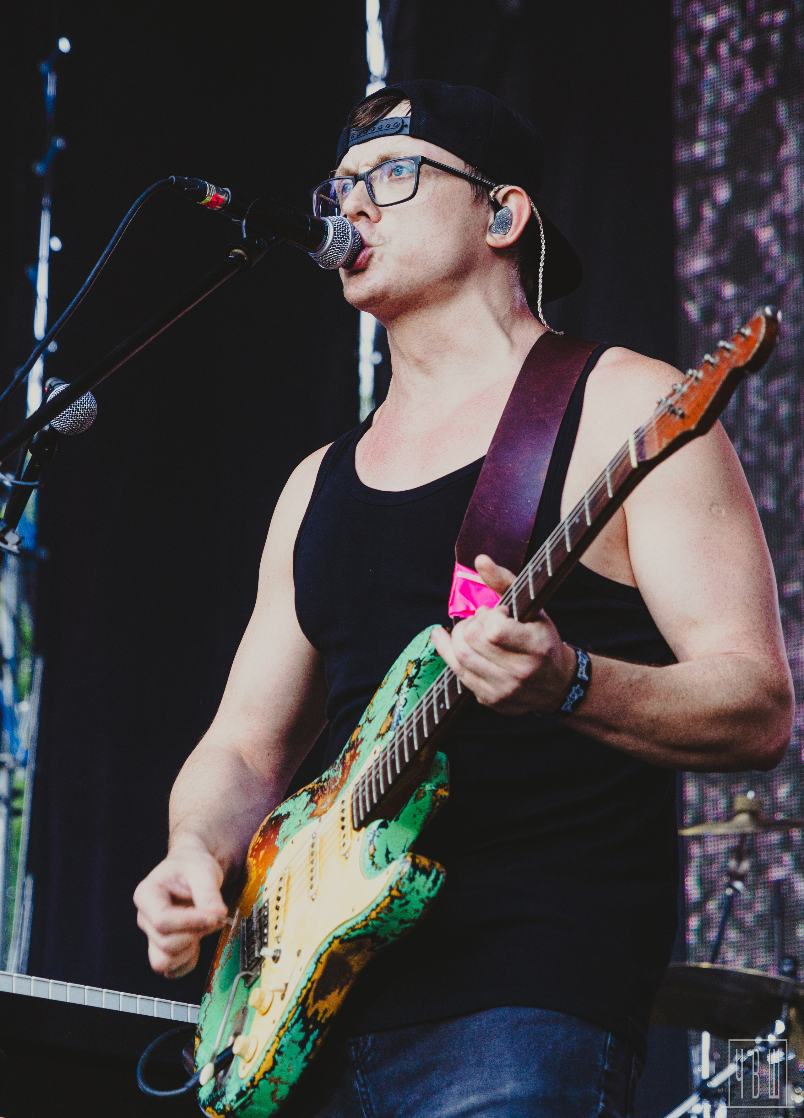 Живой! 2025, День Первый. Человек в Шляпе