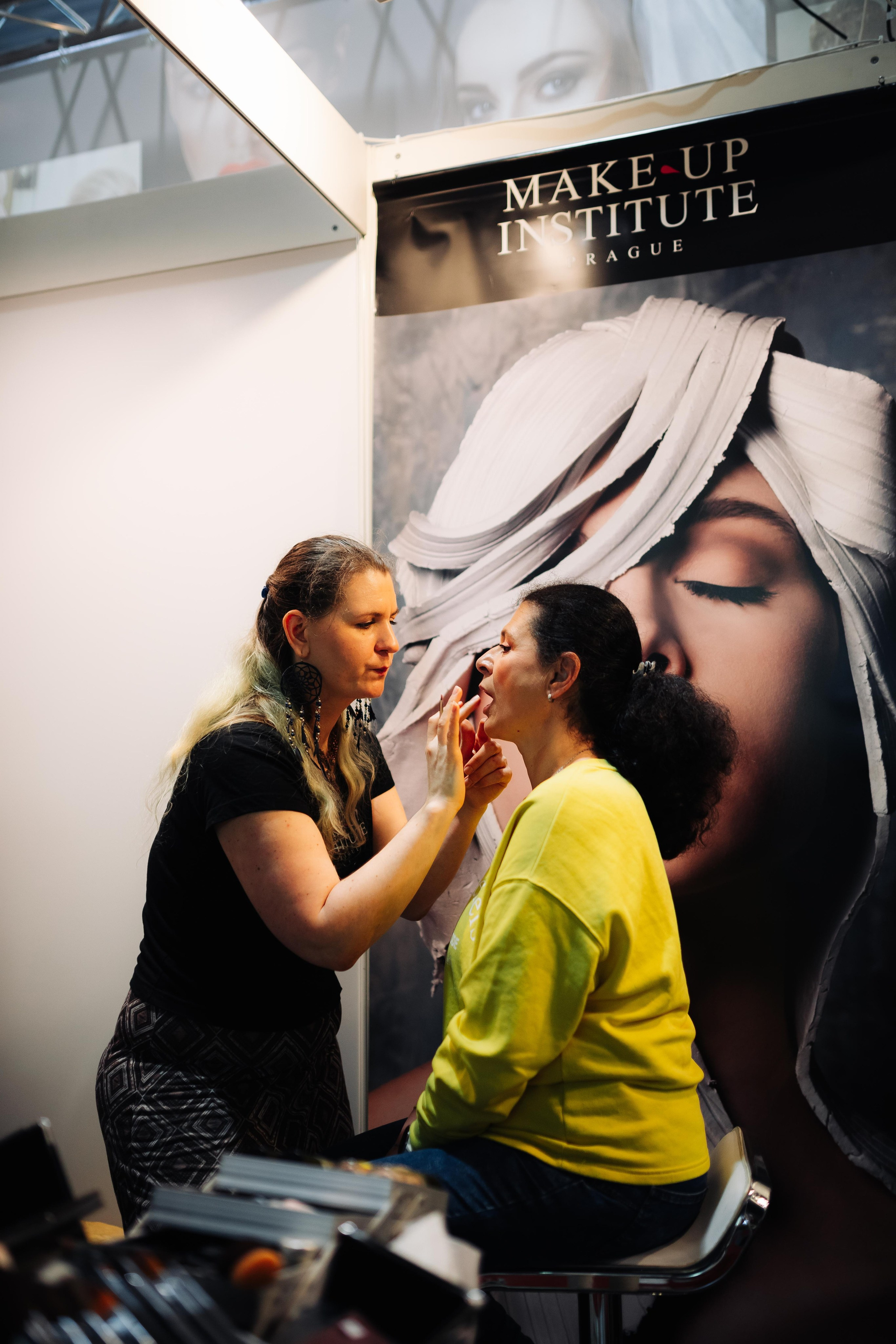 Make Up Institute x/ Paese Cosmetics | PWA Expo 2022. Photographer in Prague Alexander Pivovarov