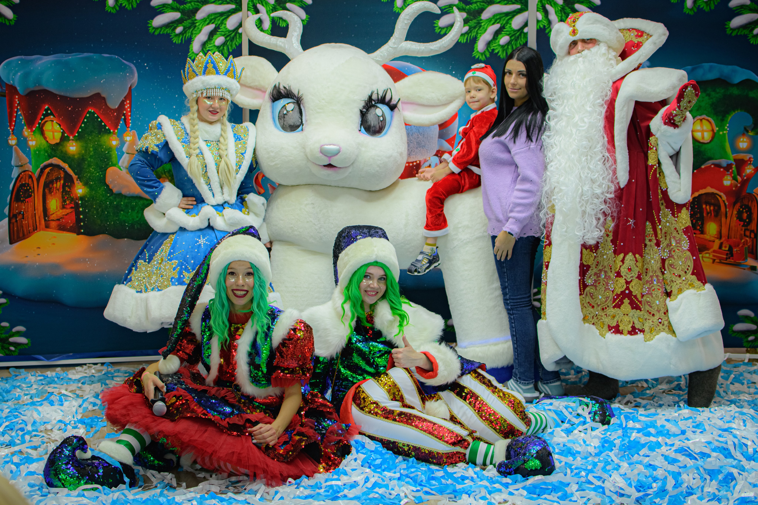 HAPPY NEW YEAR. Photokarish