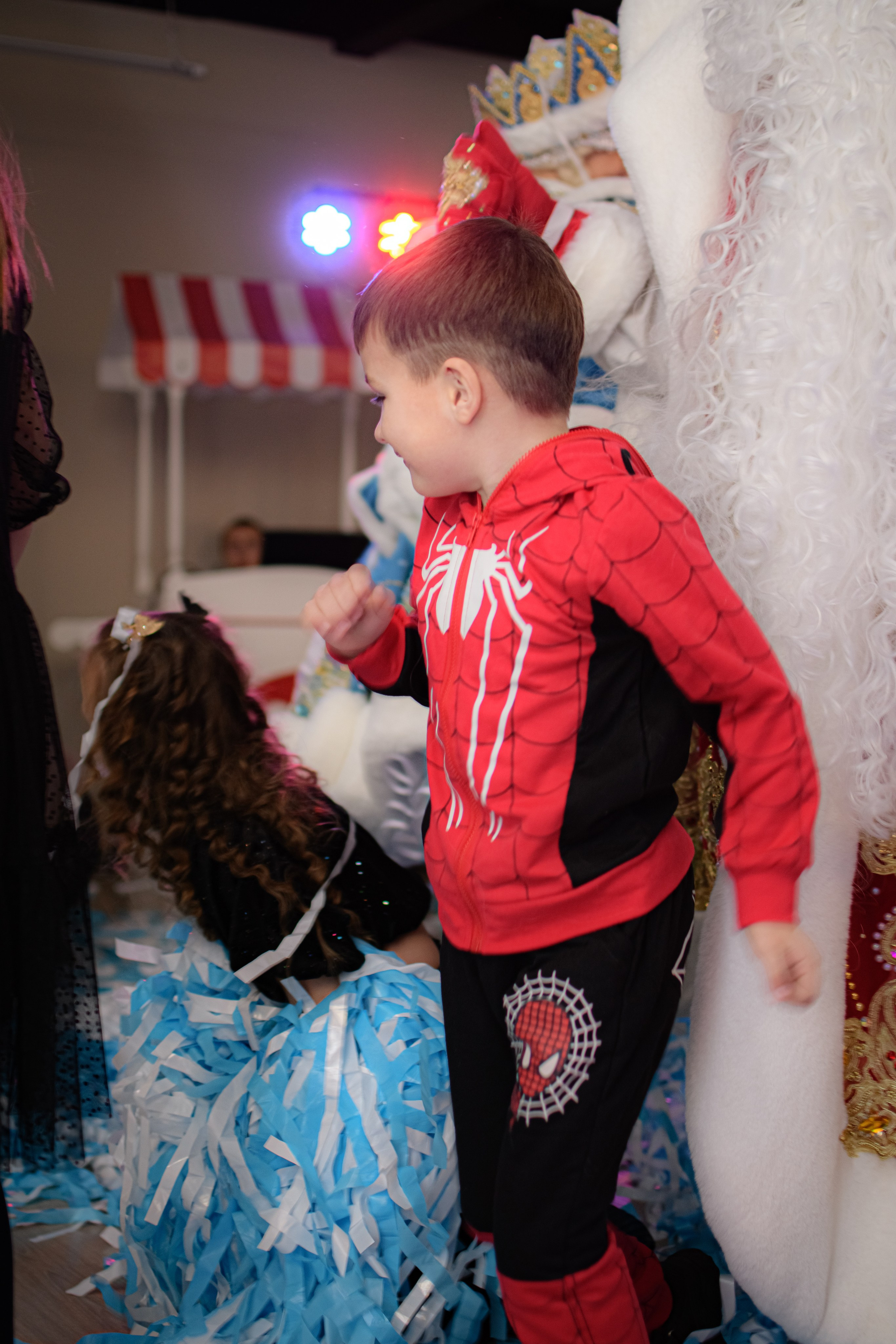 HAPPY NEW YEAR. Photokarish