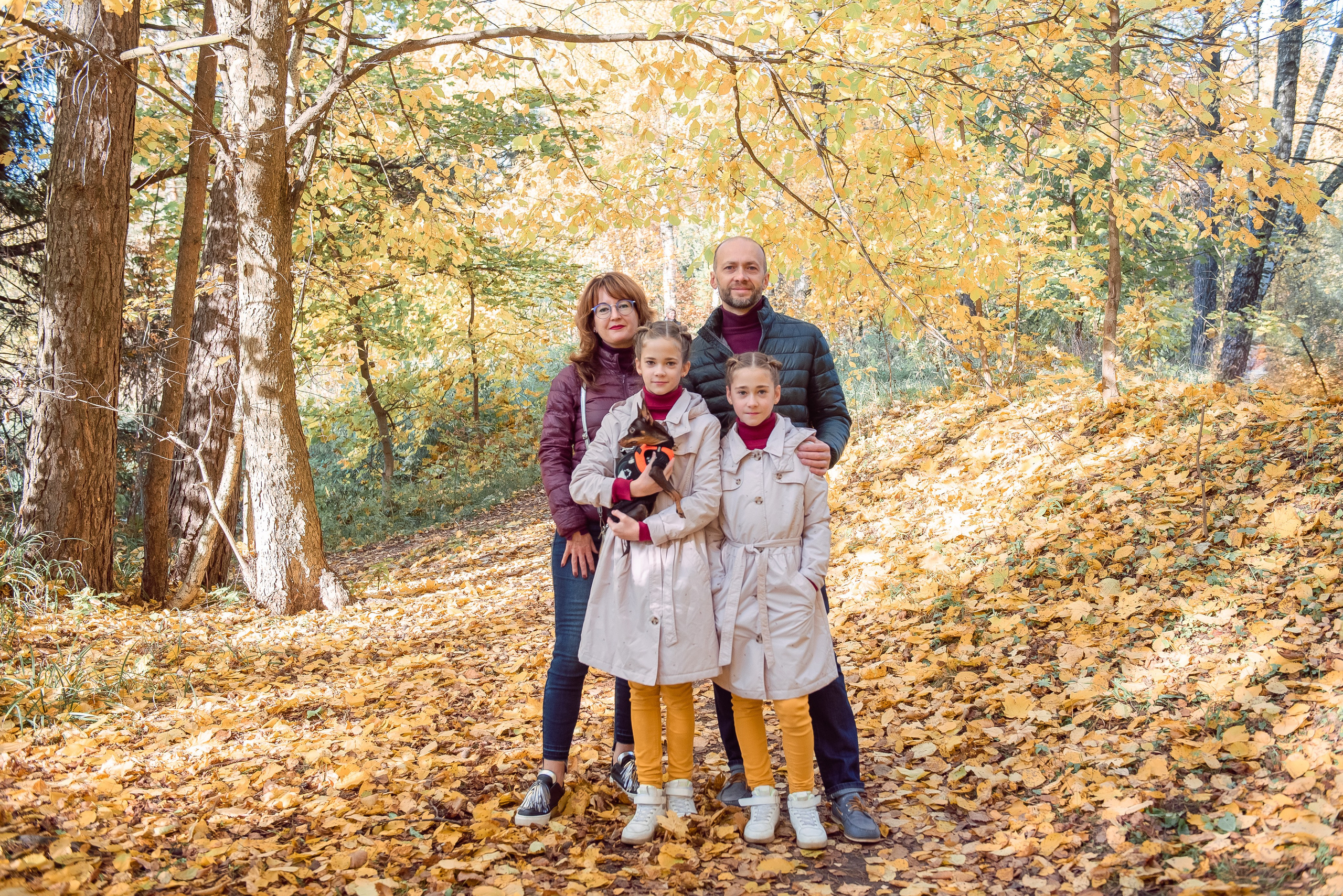 Осенняя прогулка семьи Андрея и Марины. Свадебный и семейный фотограф в Москве Юлия Винник
