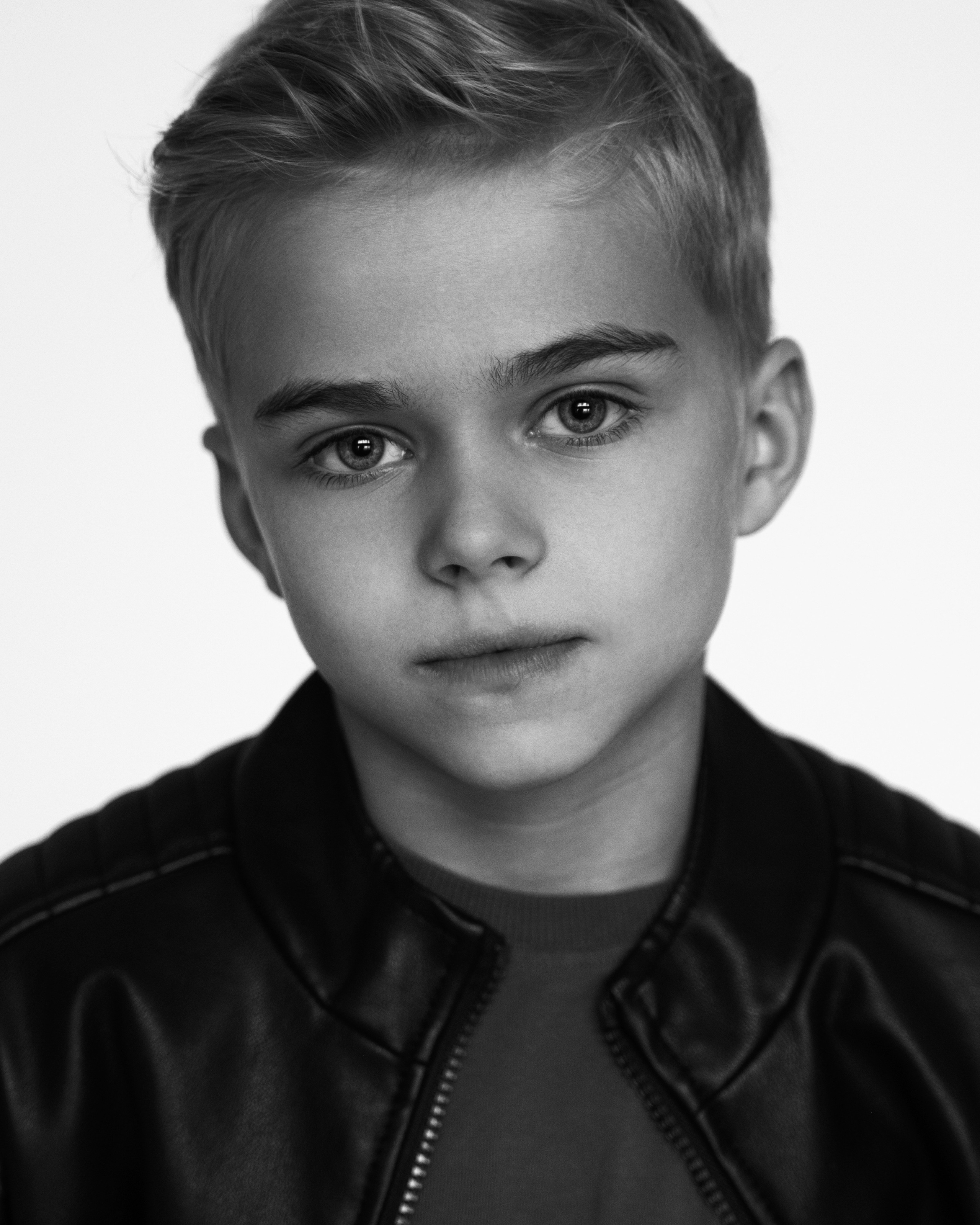 Иван. Фотограф Москва Виктория Вишневская актерское / модельное портфолио