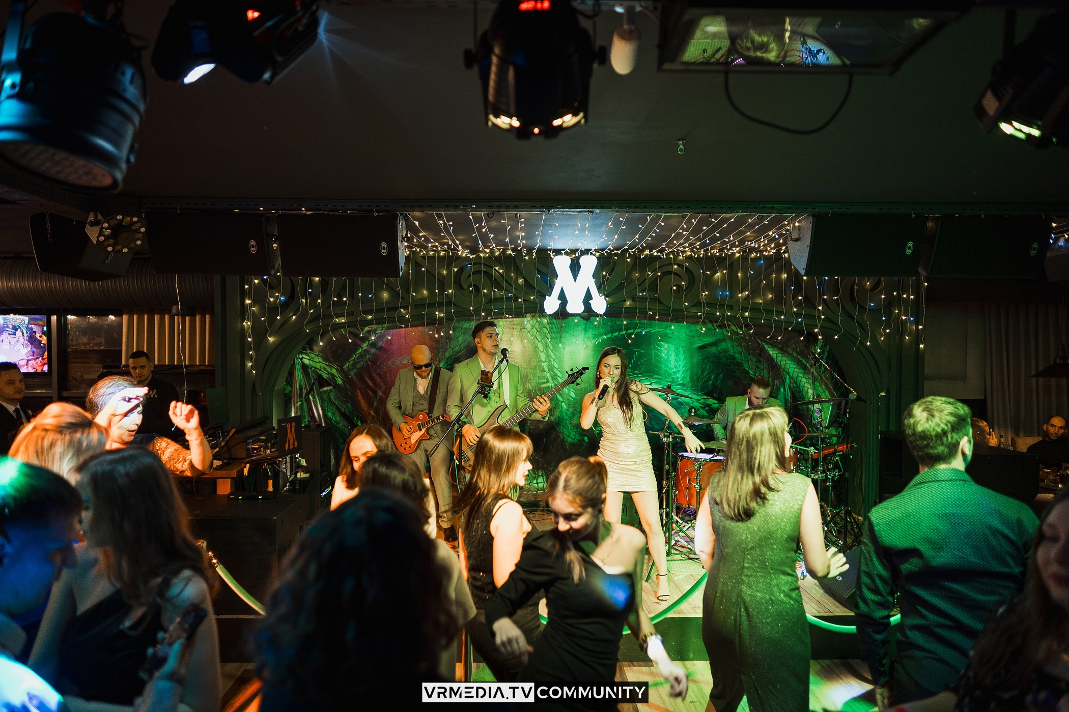 Новогодний вечер в ресторане «Мюнхен»