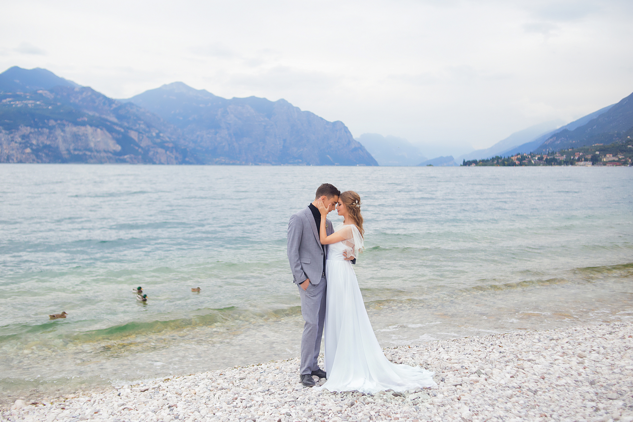 Свадебная фотосъемка для Юлии и Франческо на озере Гарда, Италия. Свадебный и семейный фотограф в Москве Евгения Лисина