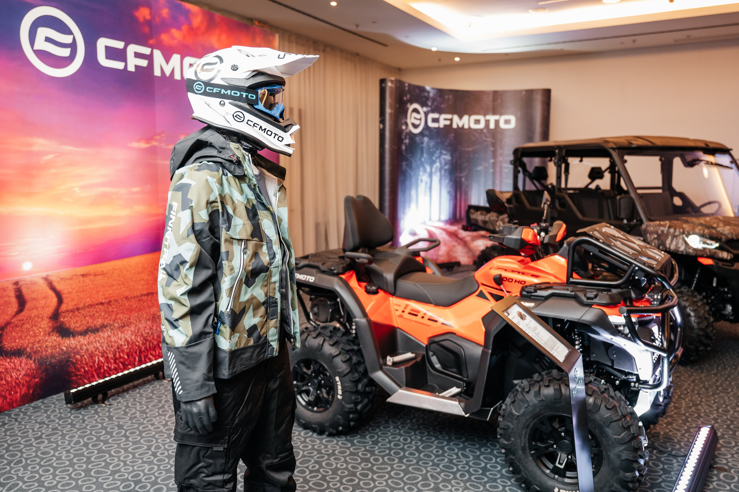 Конференция дилеров. Фотограф Дмитрий Сермяжко