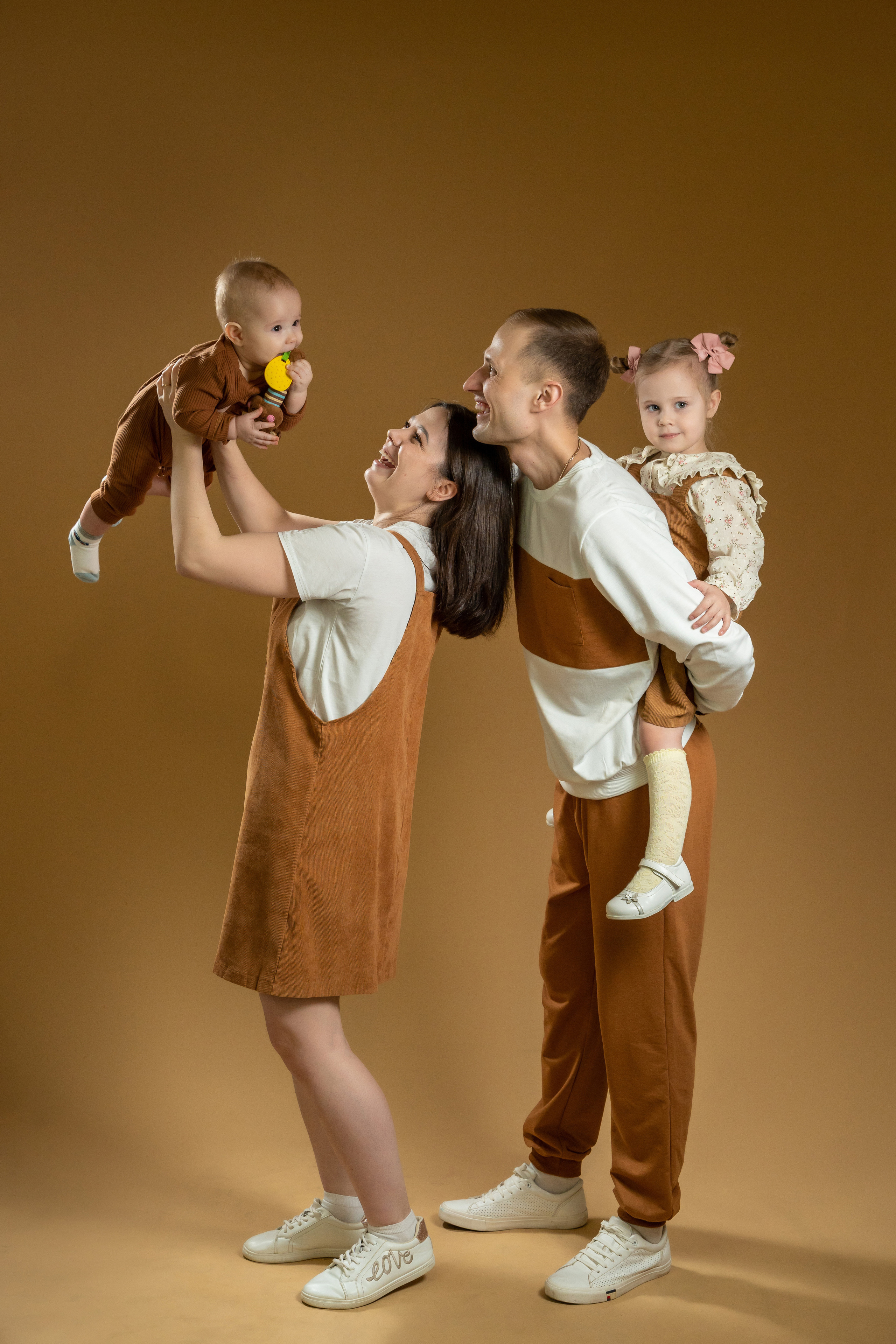 Семья. Череваненко Сергей и Элина — свадебный фотограф видеограф