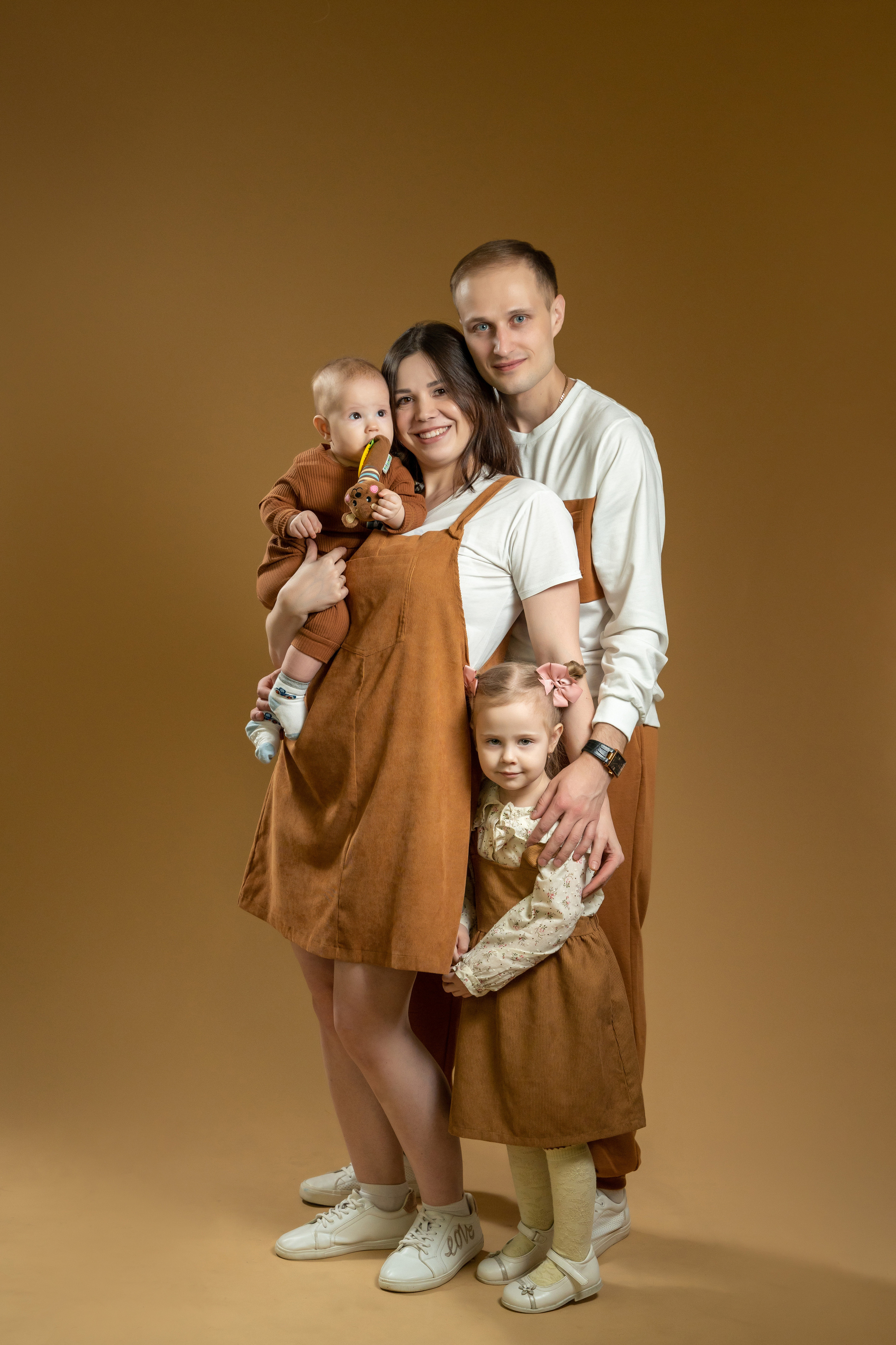 Семья. Череваненко Сергей и Элина — свадебный фотограф видеограф