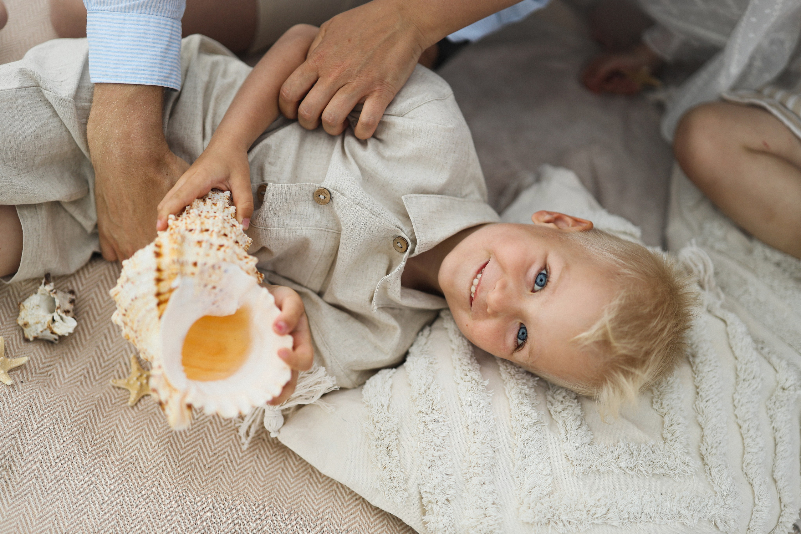 Семейная фотосессия на пляже Келасур, Сухум, Абхазия. Свадебный и семейный фотограф в Абхазии Жанна Соснина