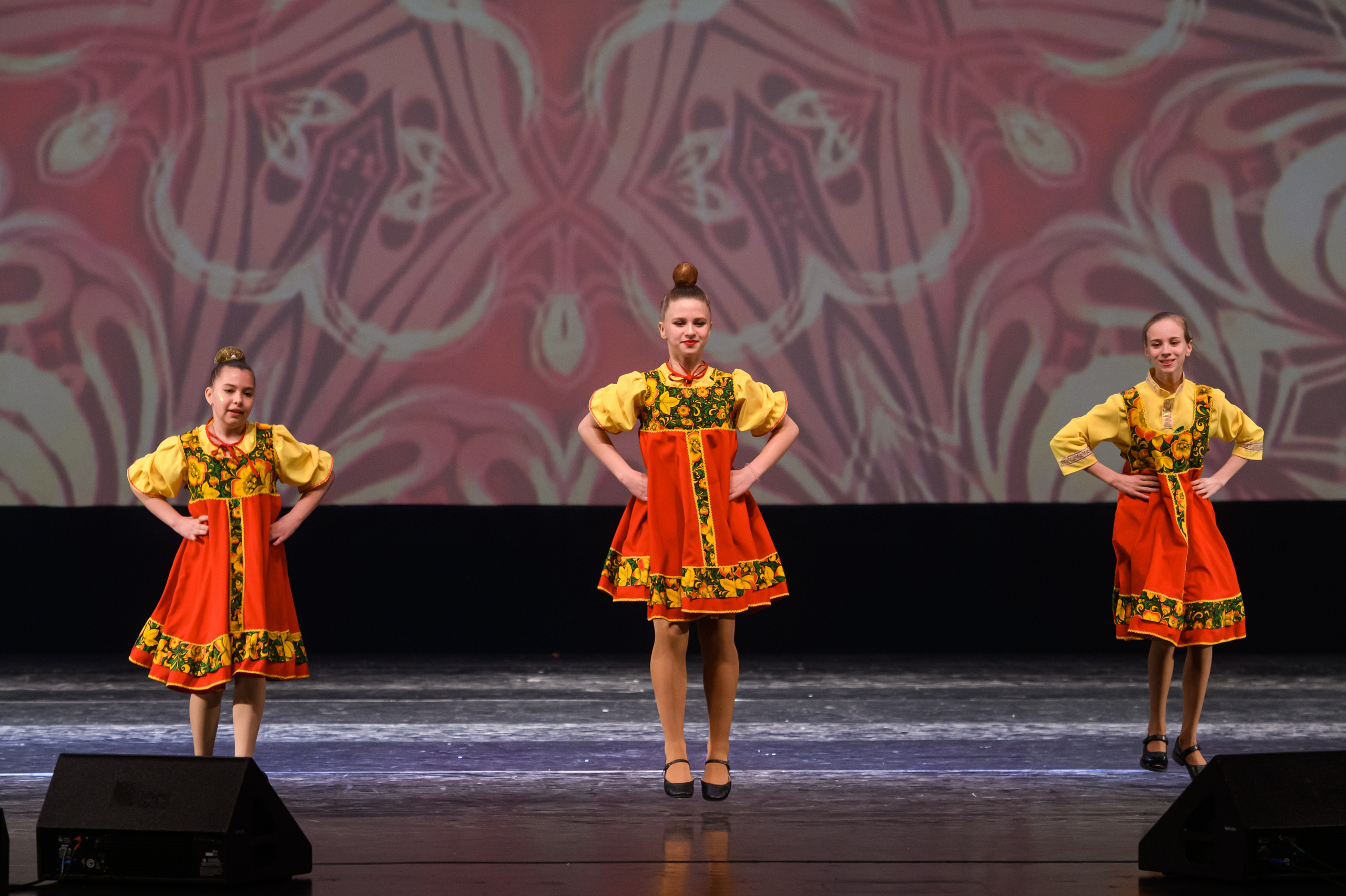 23 апреля, часть 2, БКЗ Октябрьский, г. Санкт-Петербург. Золотое яблочко