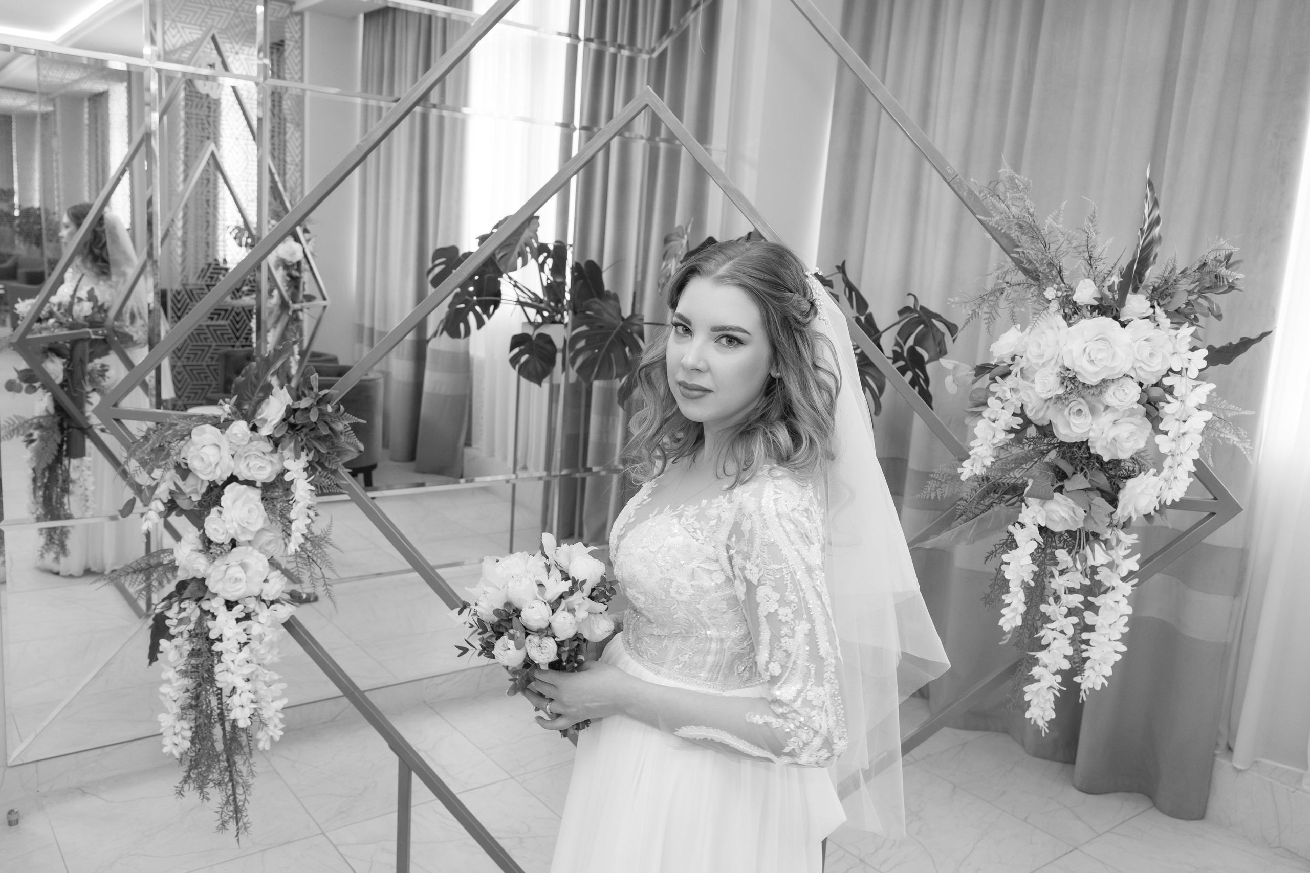 Варя и Денис, 4 ЗАГС + банкет. Свадебный и репортажный фотограф (Москва, Королев и другие)