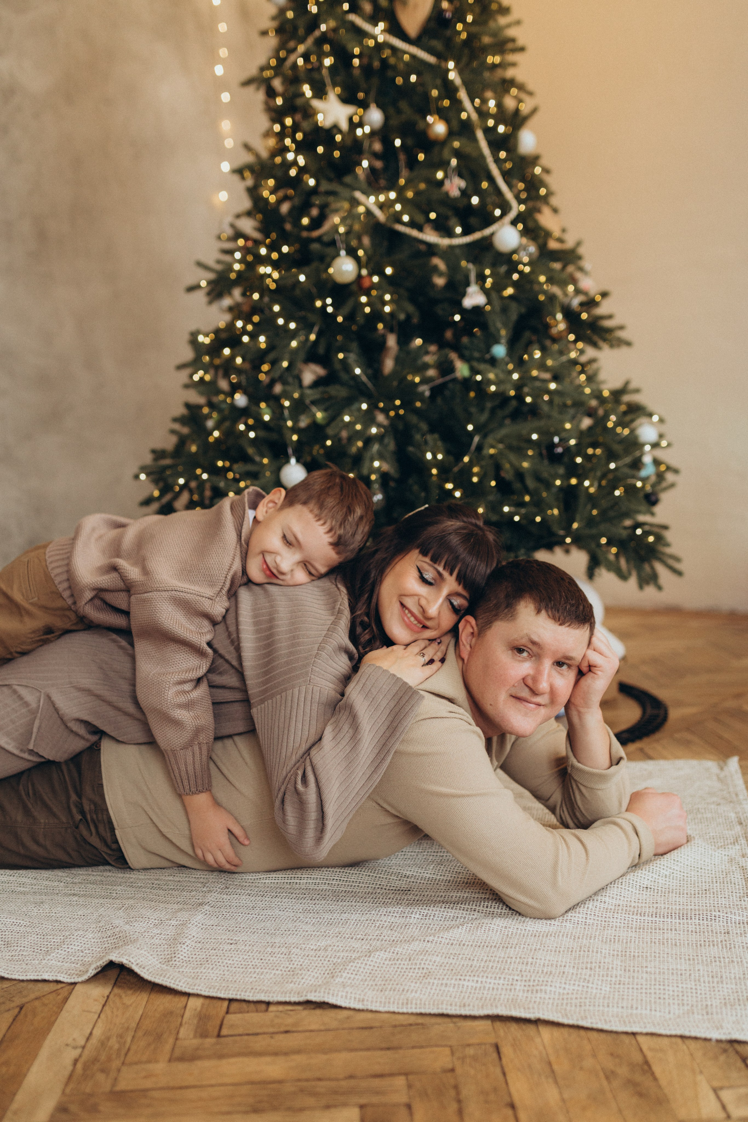 Юля, Вова и Тимочка. Фотограф Кемерово Анастасия Ларионова