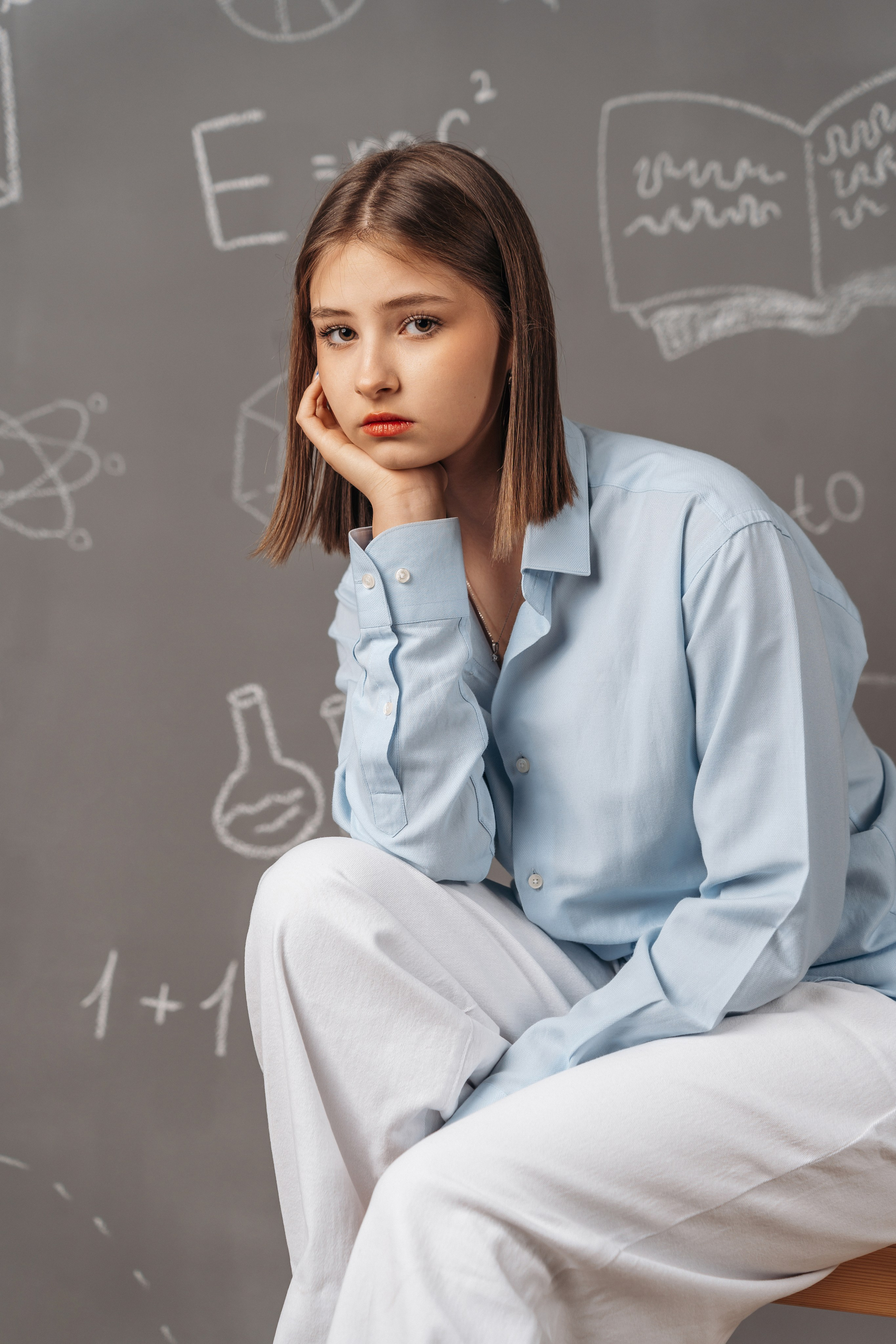 Школа 1 (2026). Memory Book — Выпускные альбомы в Нижневартовске, Мегионе и Сургуте