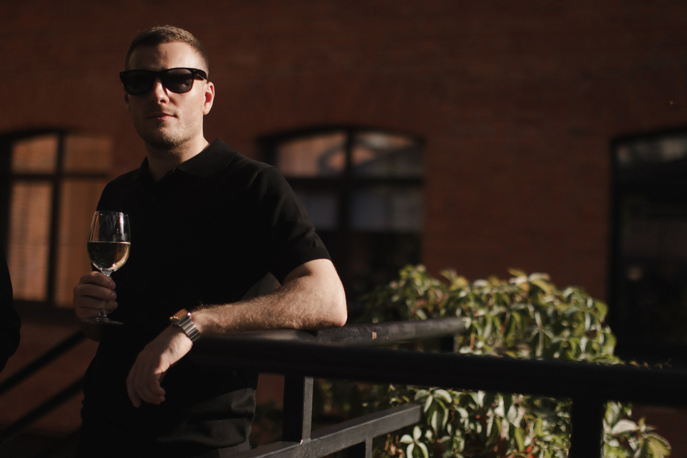 Собираемся на свадьбу вместе с фотосессией для двоих на утренние сборы. Свадебный, репортажный и портретный фотограф Сочи, Краснодар. Александра Зайцева