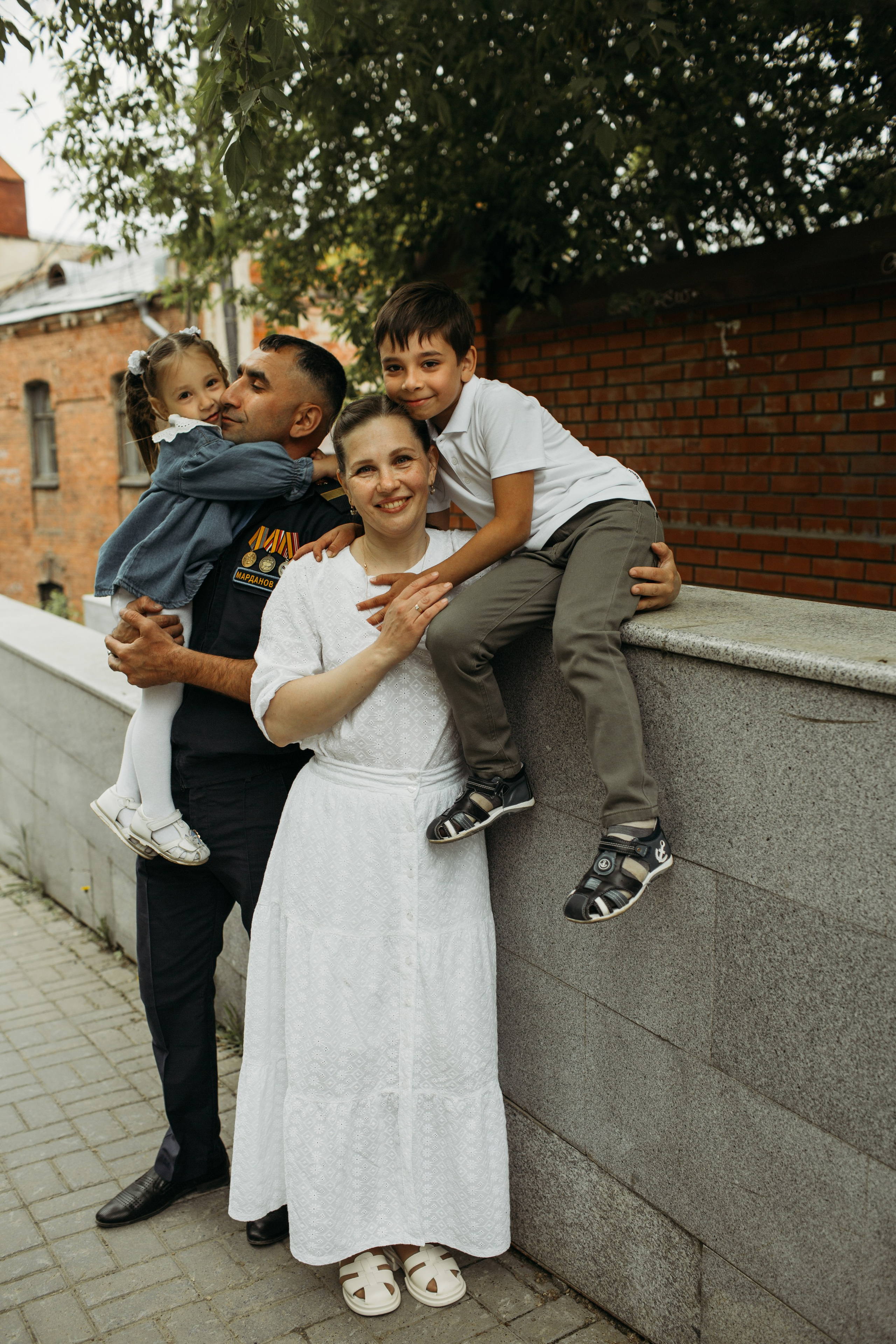 Амина, Малик, Юля, Сахиб. Семейный фотограф Томск