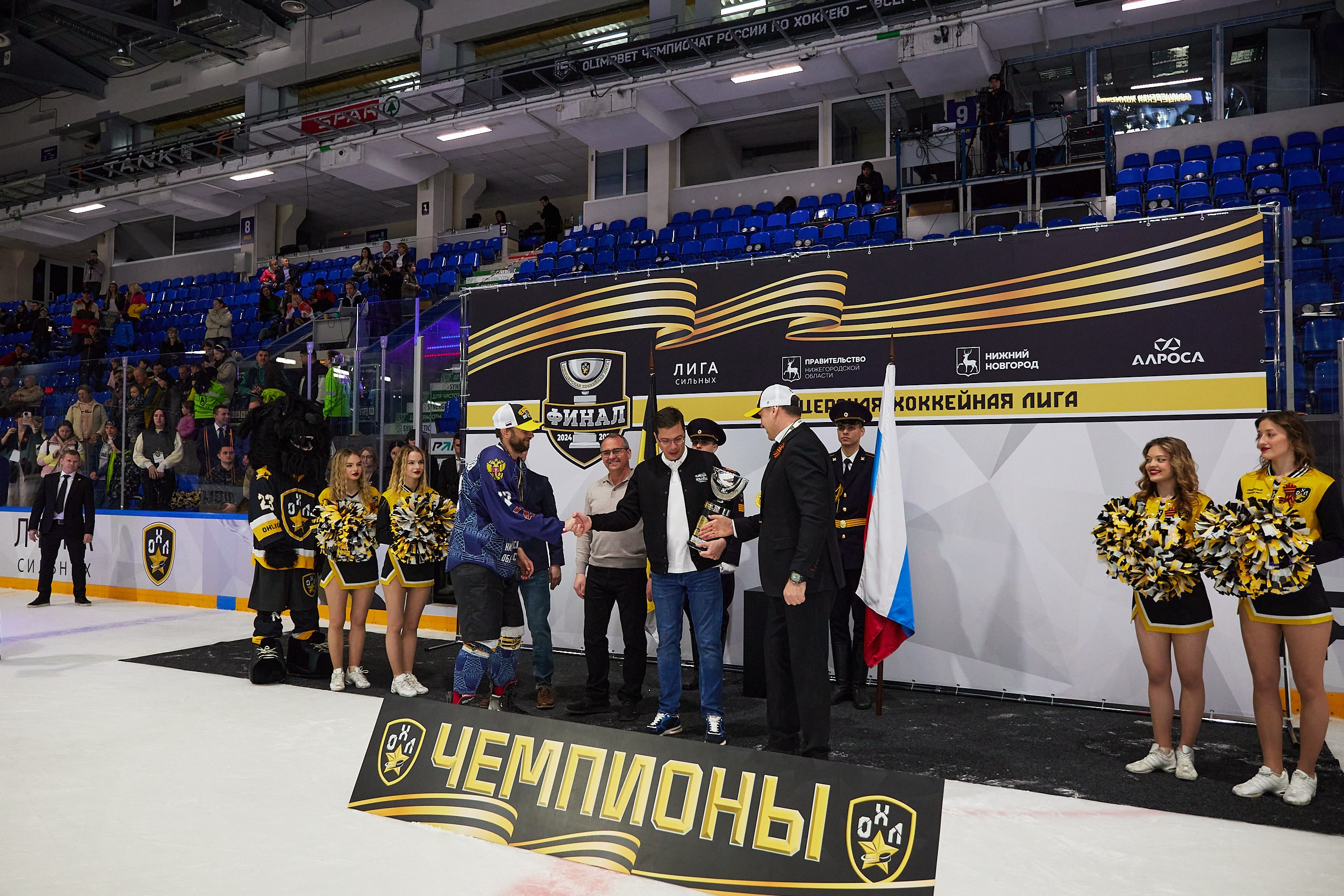 Репортаж. Офицерская хоккейная лига 2025 год. Спортивный фотограф Некрасов Денис