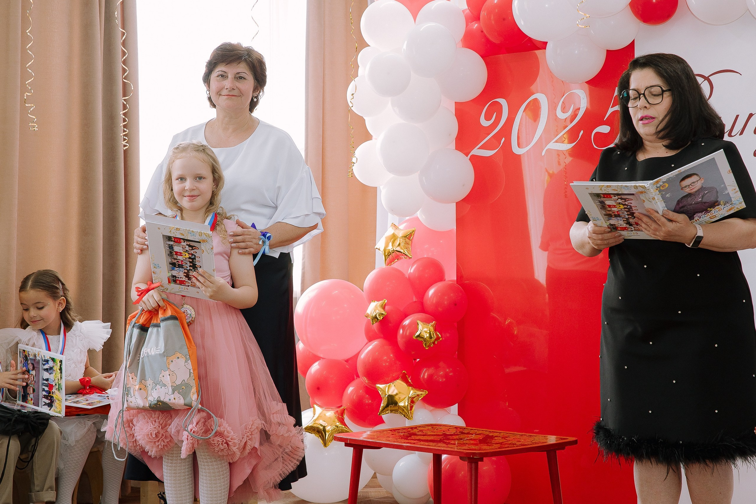 Выпускной в ДС 26. Выпускные альбомы Натальи Бутко: Новороссийск, Анапа, Геленджик