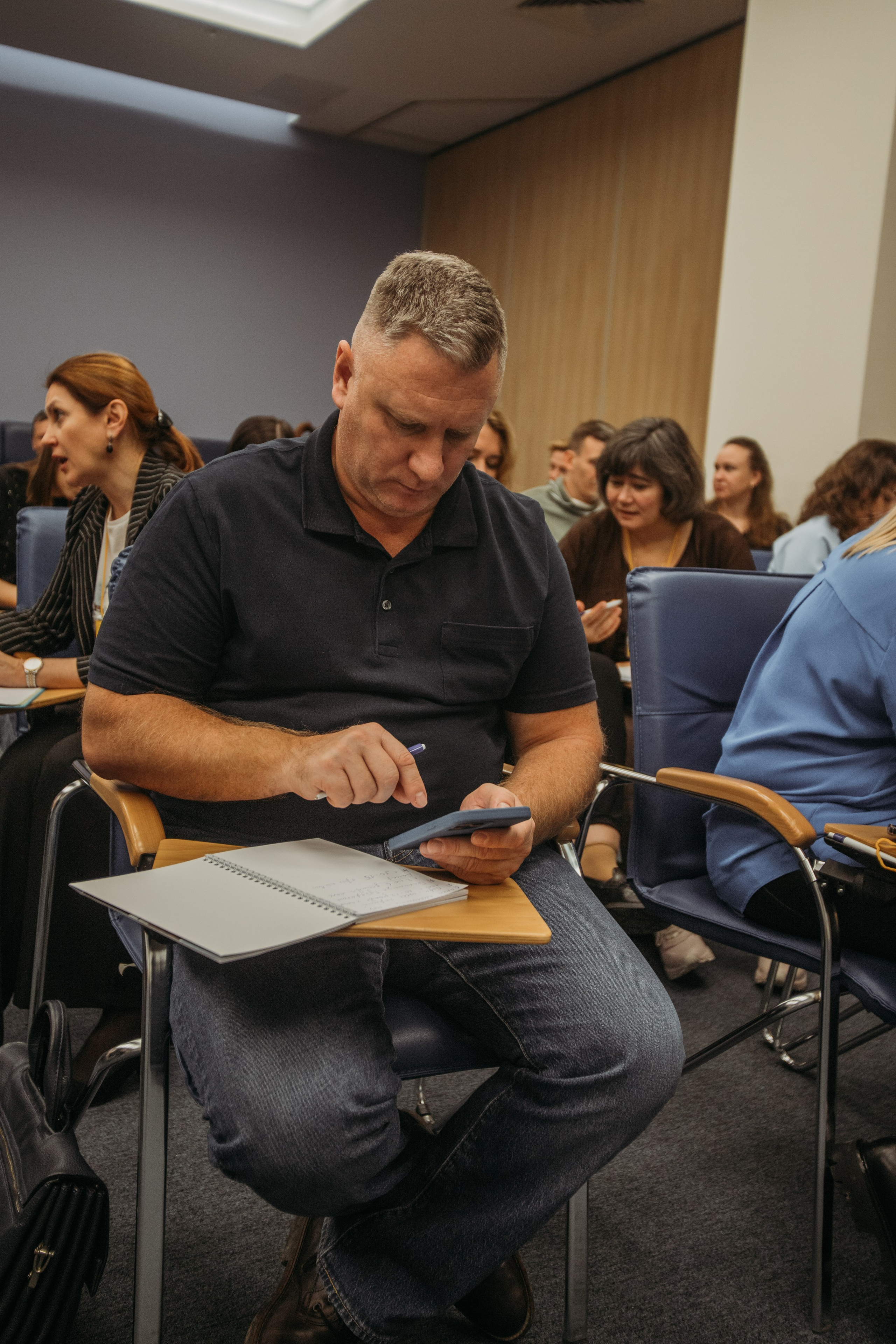 Тренинг по НЛП технологиям Михаила Пелехатого. Венера Гайн. Репортажный фотограф  Тюмень. Обучение фотографии с 0