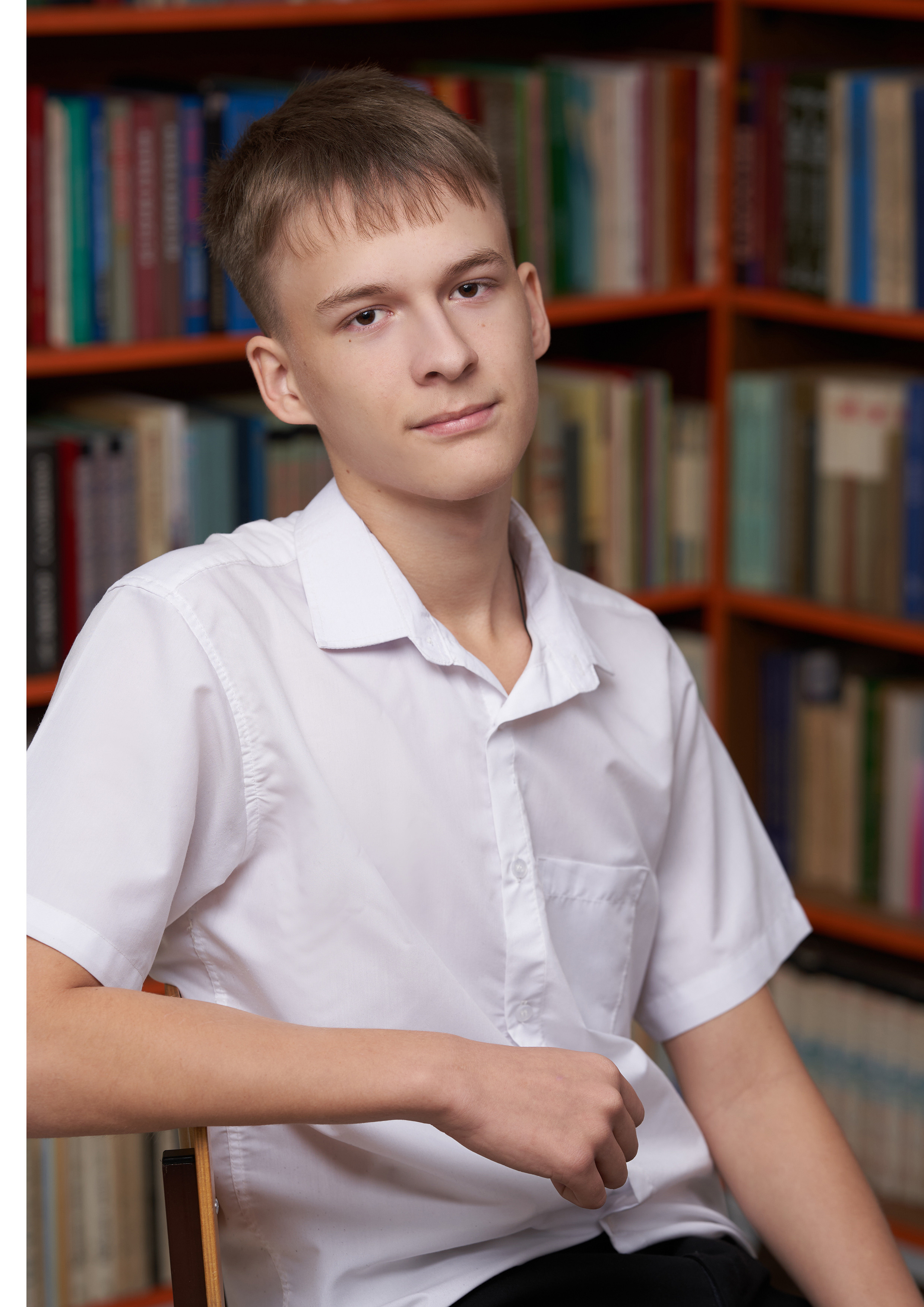 Школа 1 — 9 «Б». Красивый выпускной альбом в Краснодаре