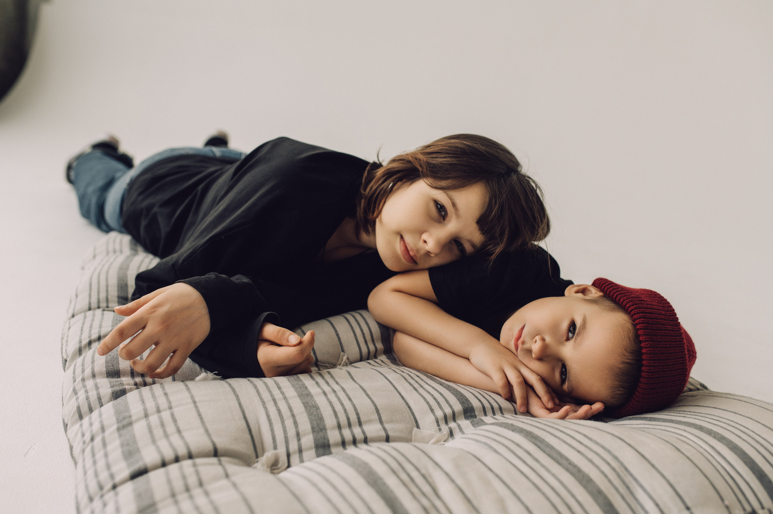 Наташа, Маша и Ванюшка. Фотограф Мария Стрелкова