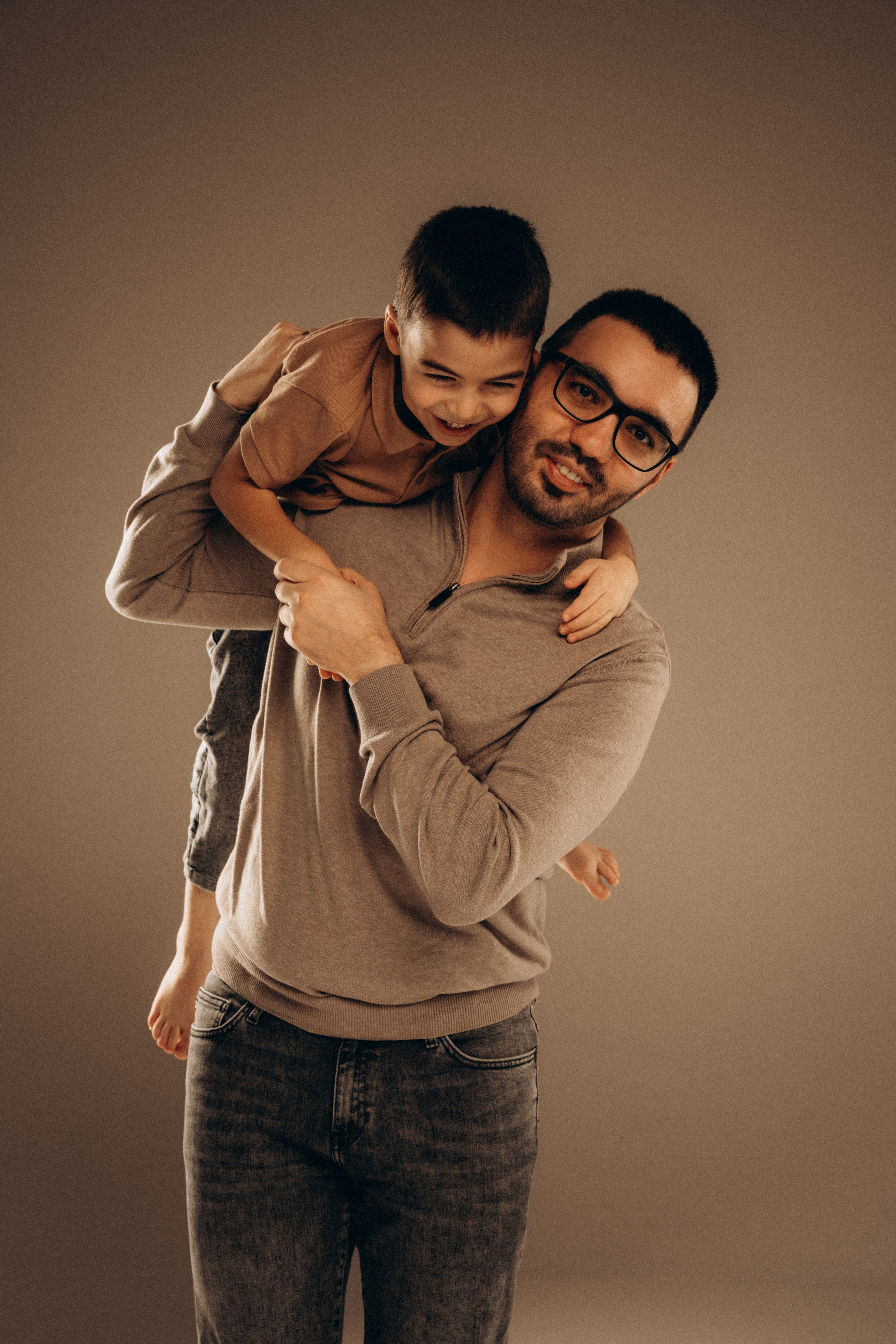 Ани, Арам и Артур. Фотограф Мария Миллс | Минск