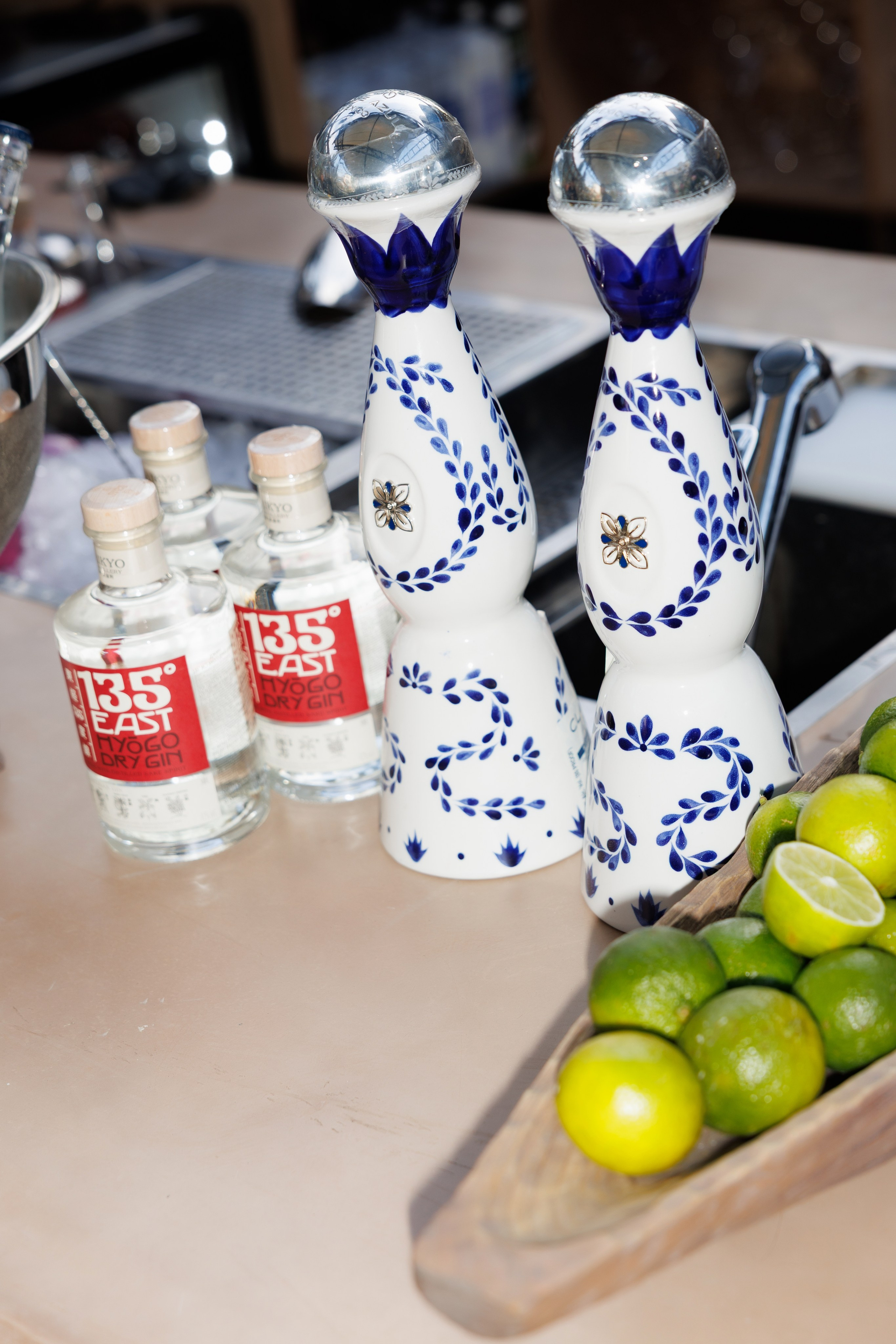 IKURA terrace opening. «Птичка на проводе»: информационный портал в Москве