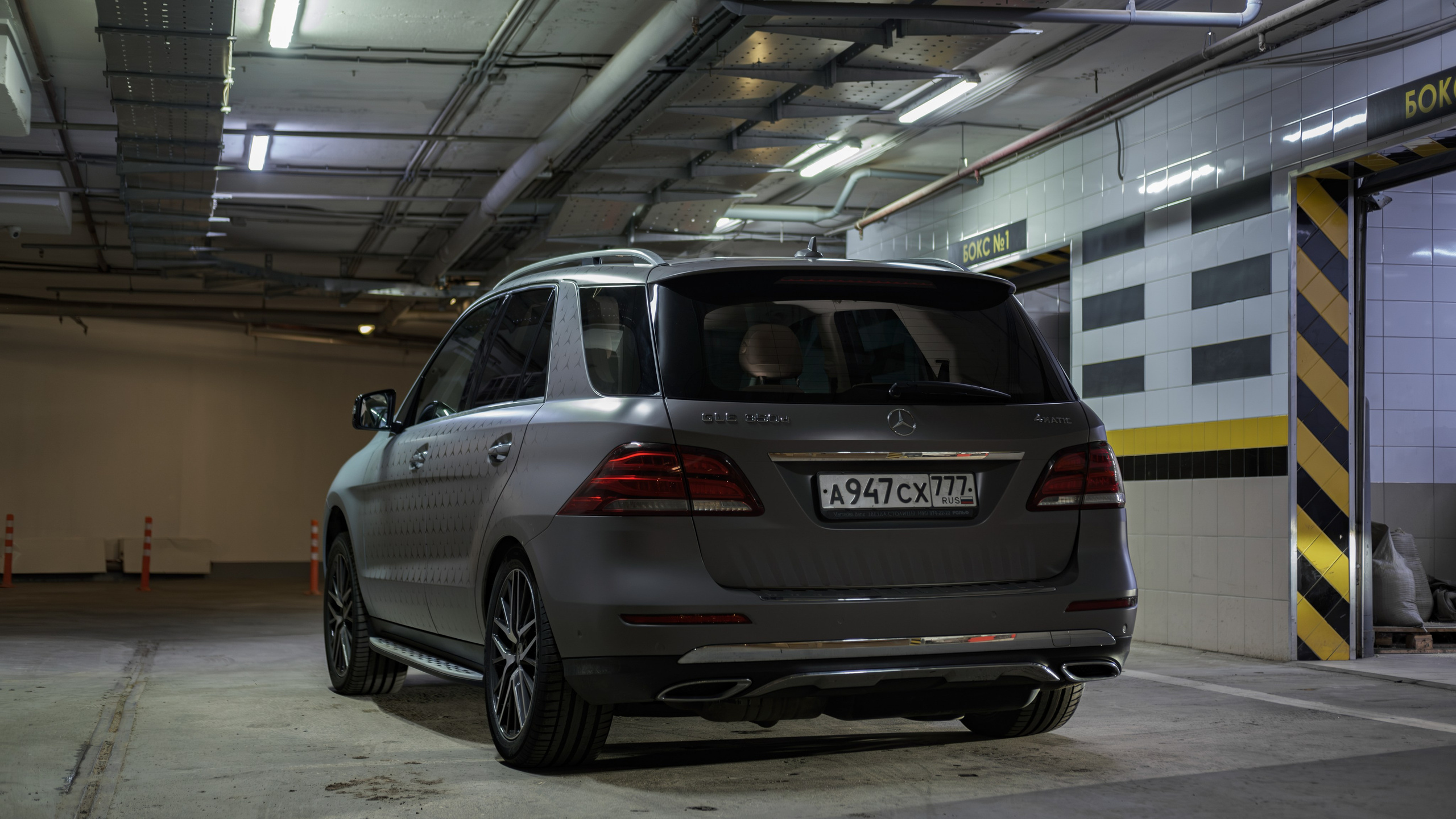 Винилография на Mercedes Benz GLE. Студия дизайна и оклейки авто Barmaley Design