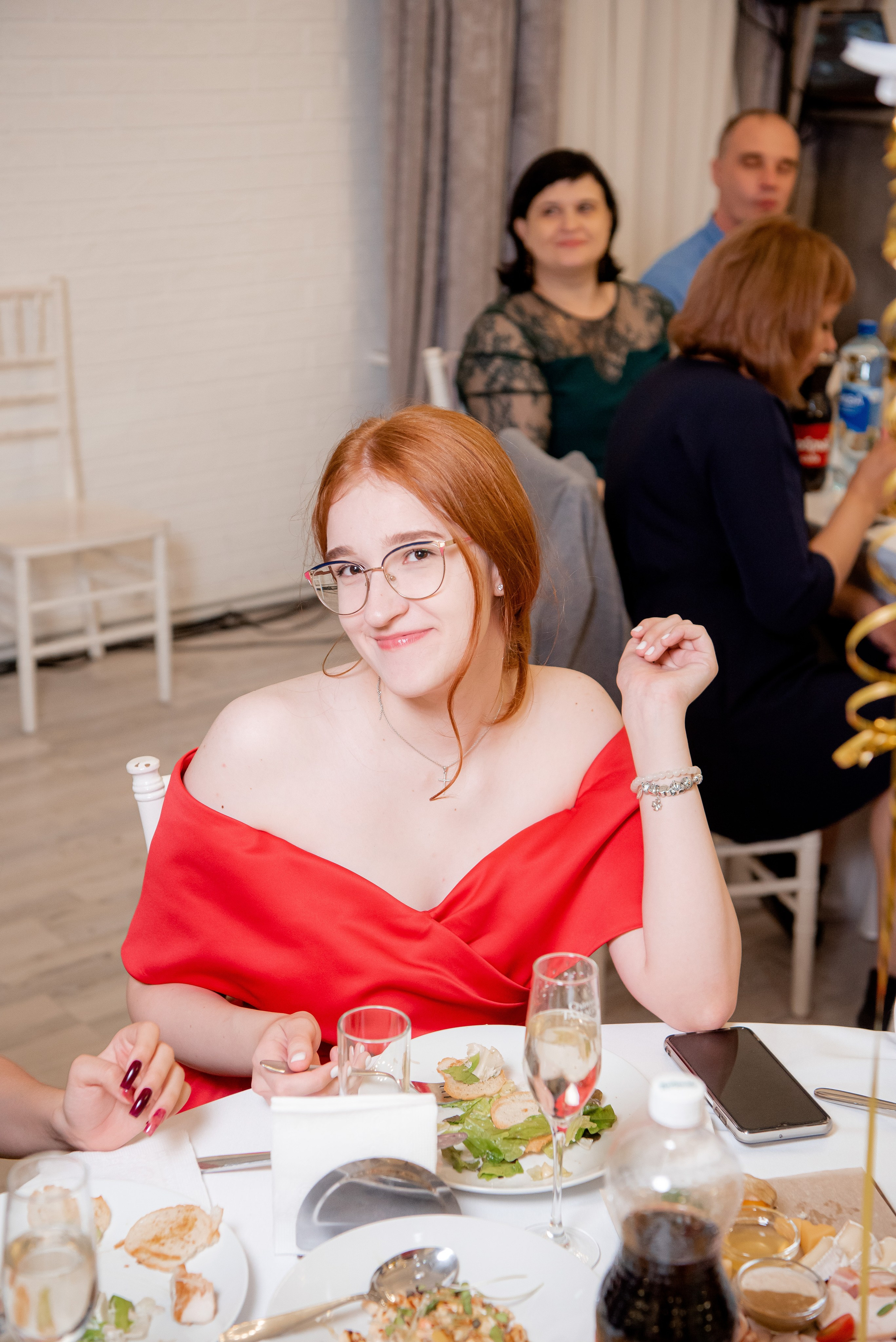 30 Школа. Вручение и Банкет. ДК Юбилейный и Банхоф. Фотограф в Волгограде и Волжском Александр Горбань