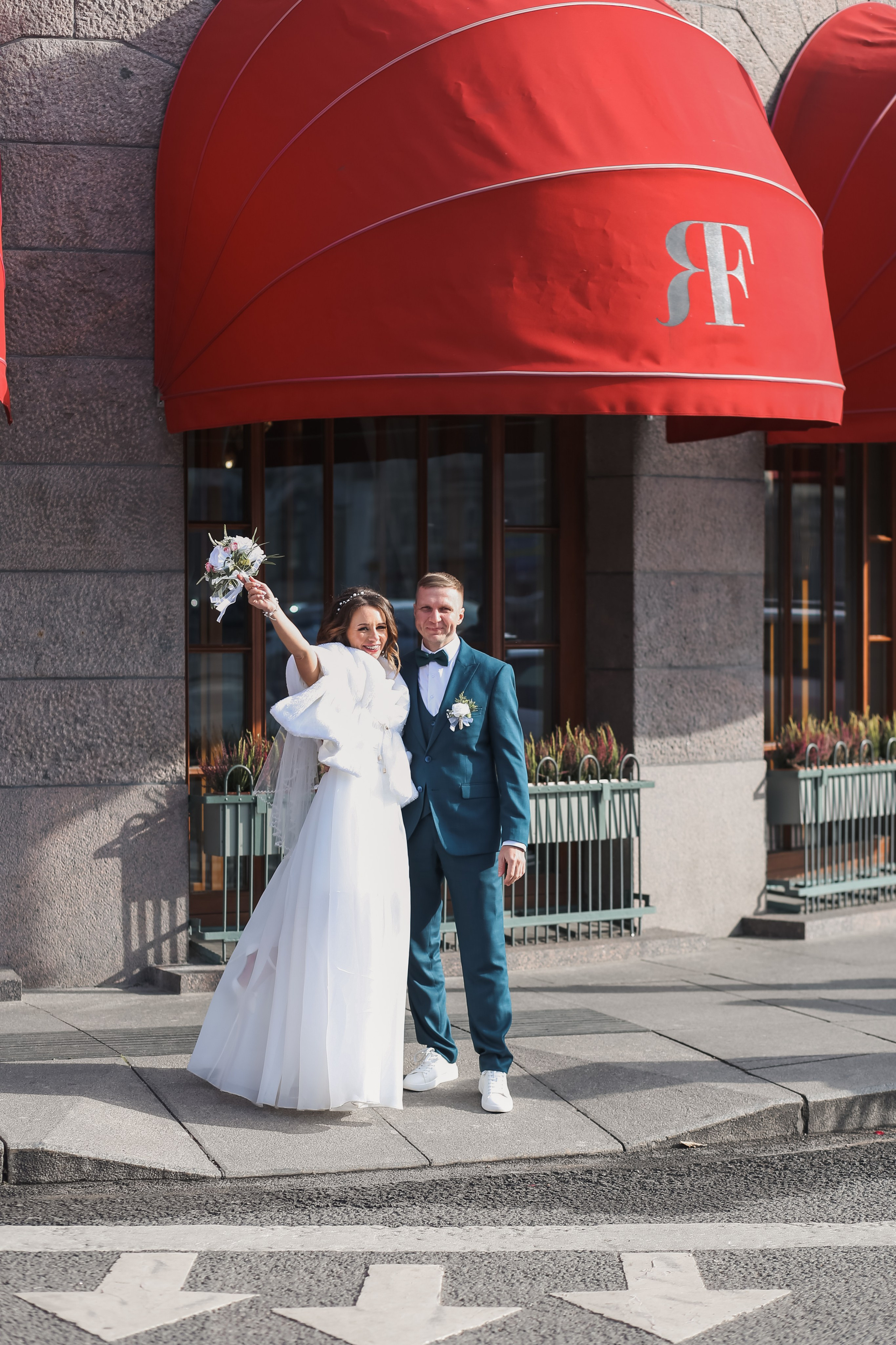 Денис и Кристина. Екатерина Хамзина