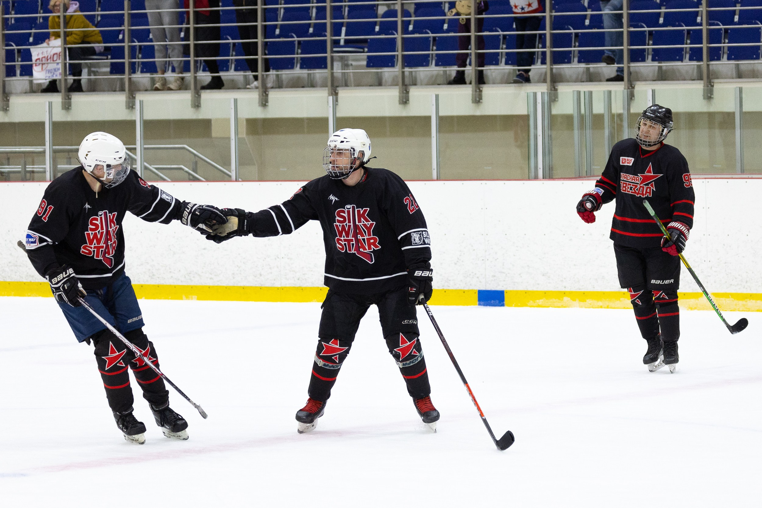Хоккей. Портретист и репортажный фотограф Михаил Оношко