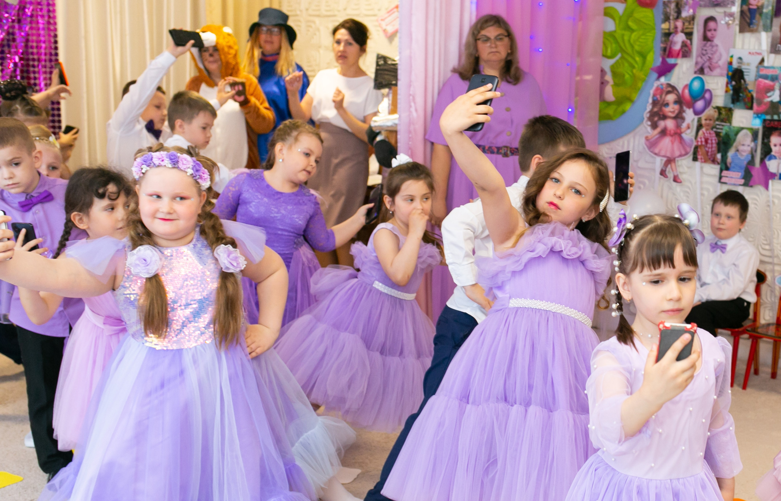 Выпускные и Утренники. Фотограф новорожденных и семейный фотограф НСО г. Бердск Марина Львова