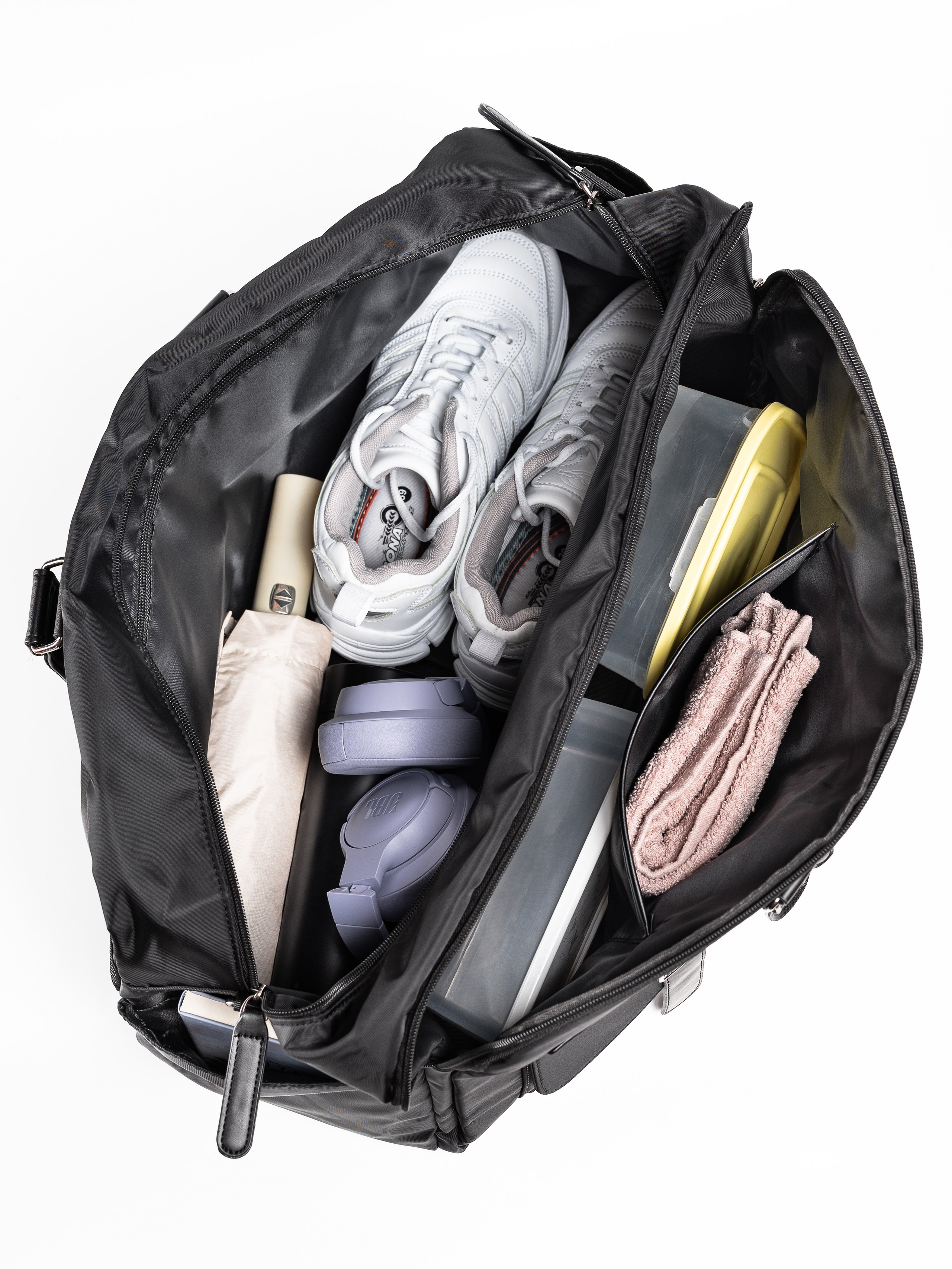 Сумки спортивные предметка. Предметный фотограф, фото для маркетплейсов Пятигорск, КМВ