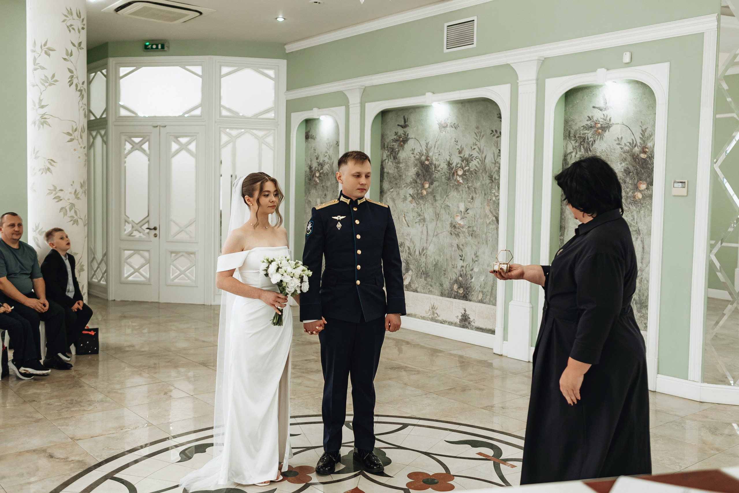 Свадебные истории. Свадебный и Семейный фотограф в Москве Александра Вайпер