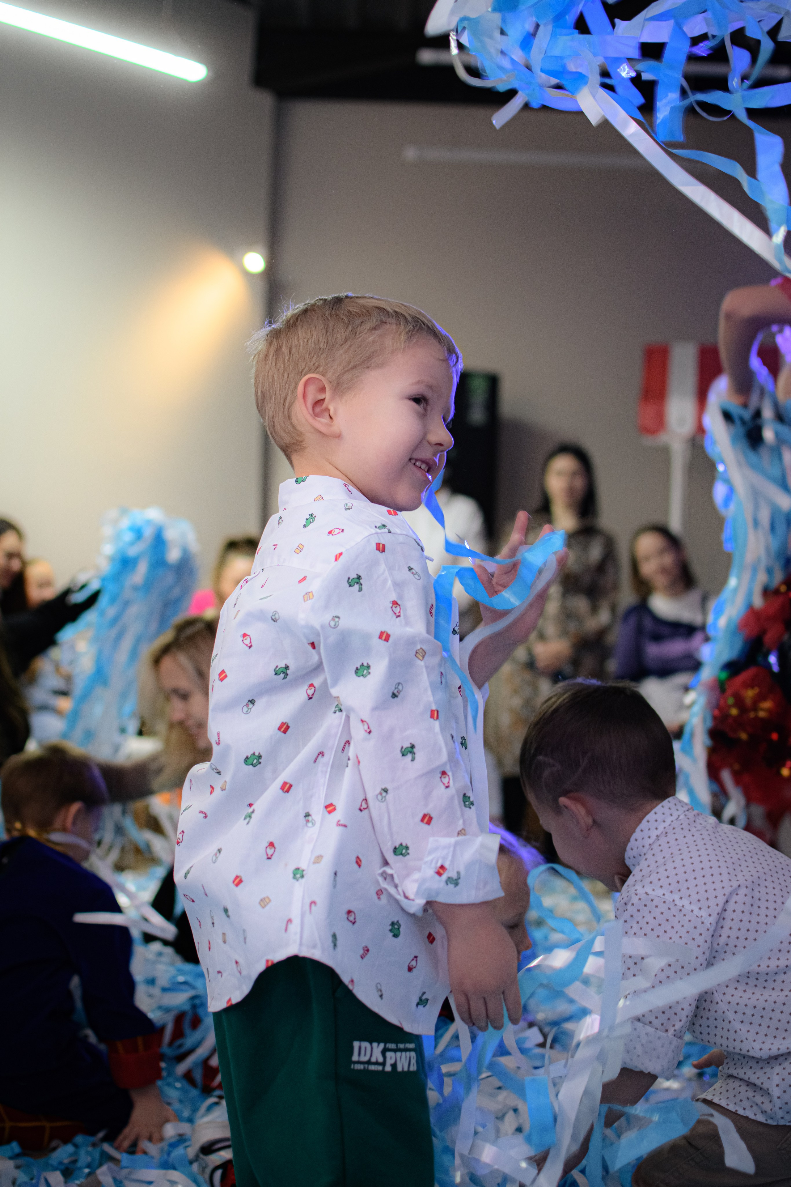 HAPPY NEW YEAR. Photokarish