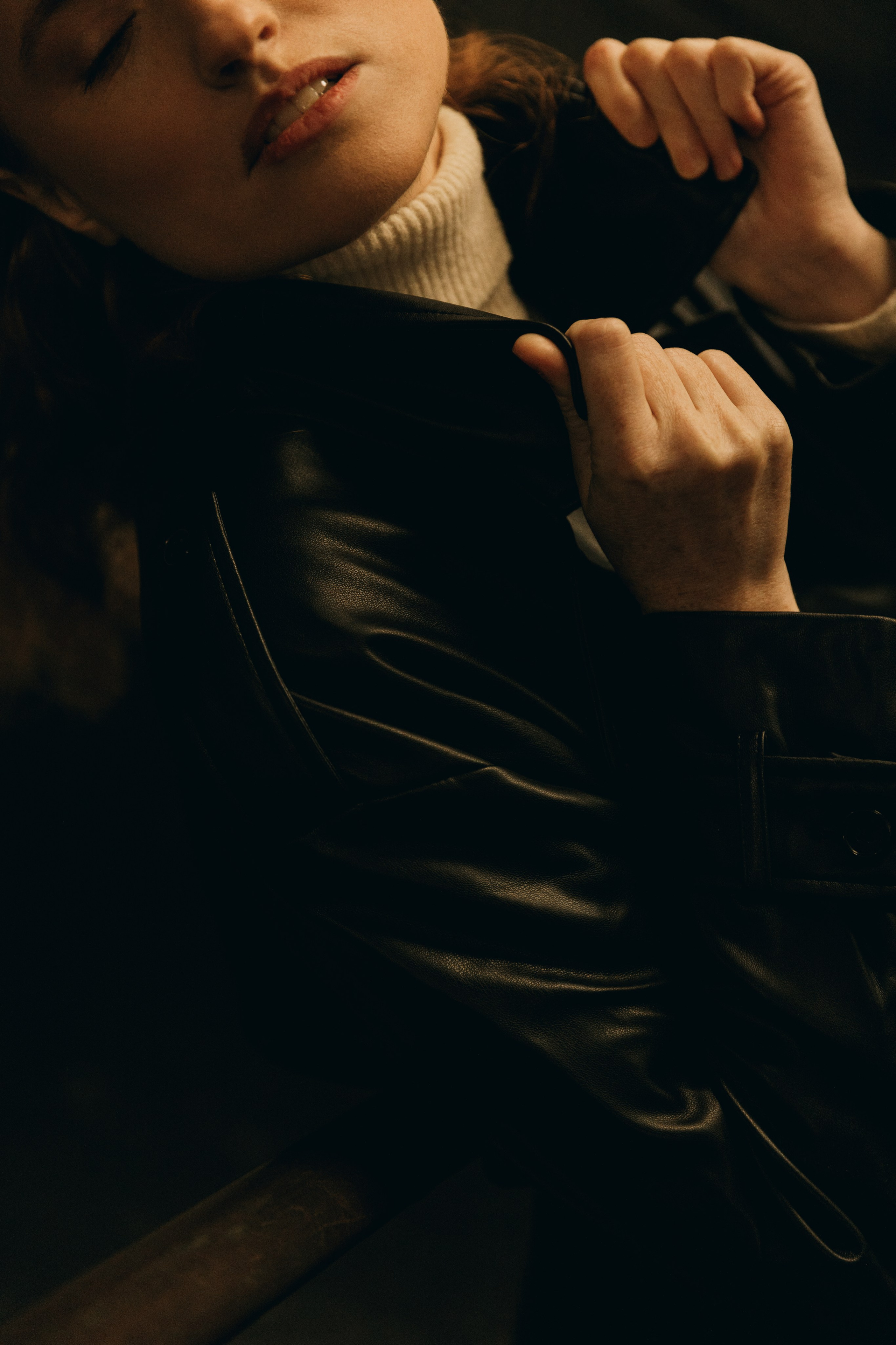 Femme fatale. Photographer in Paris