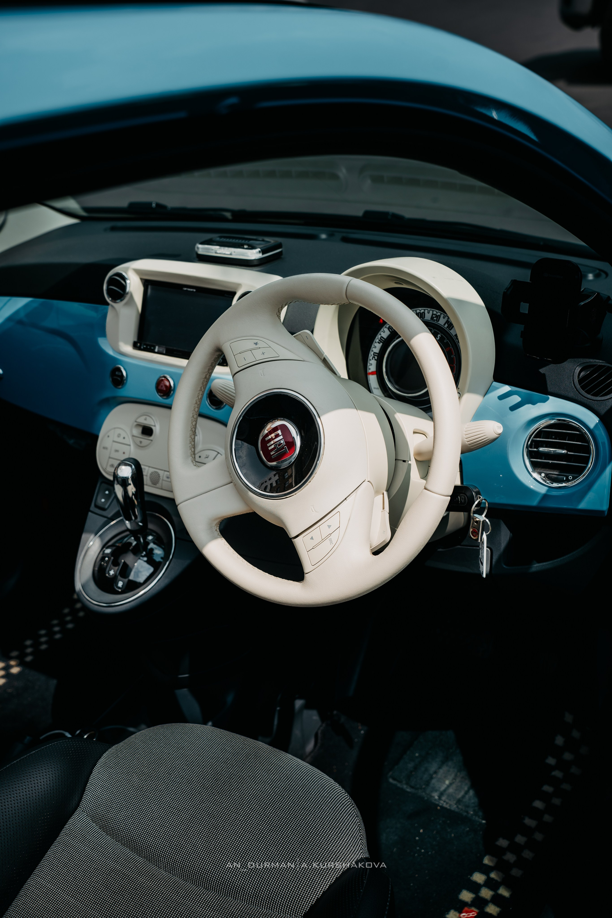 Fiat 500 — 25'. Фотограф, видеограф и пилот дрона на Байкале