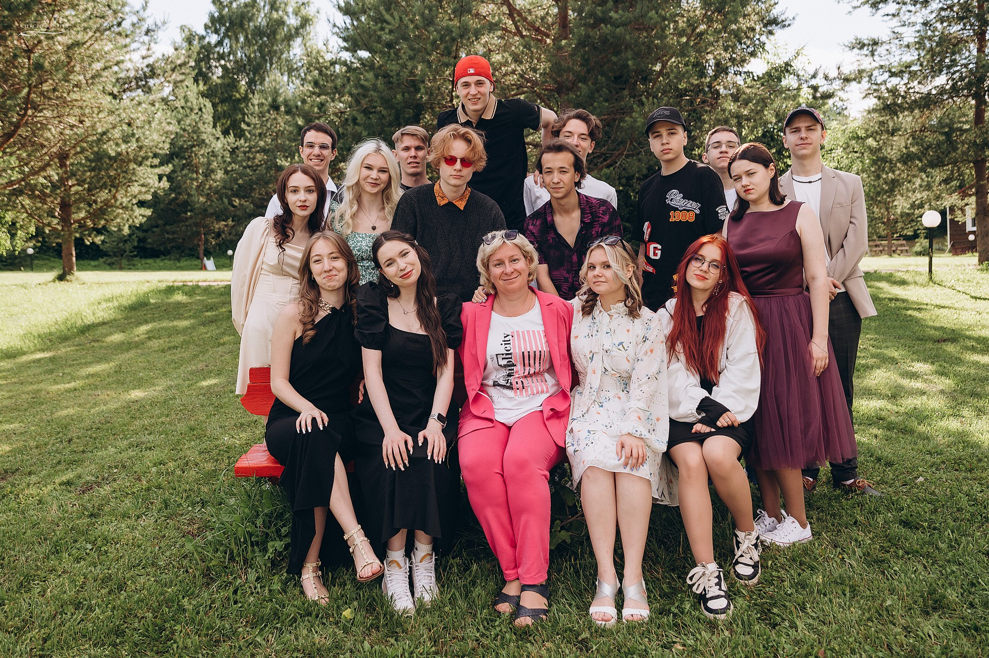 Школьный фотограф в Дубне Талдоме Кимрах. Свадебный фотограф в Дубне Алексей Фонарёв