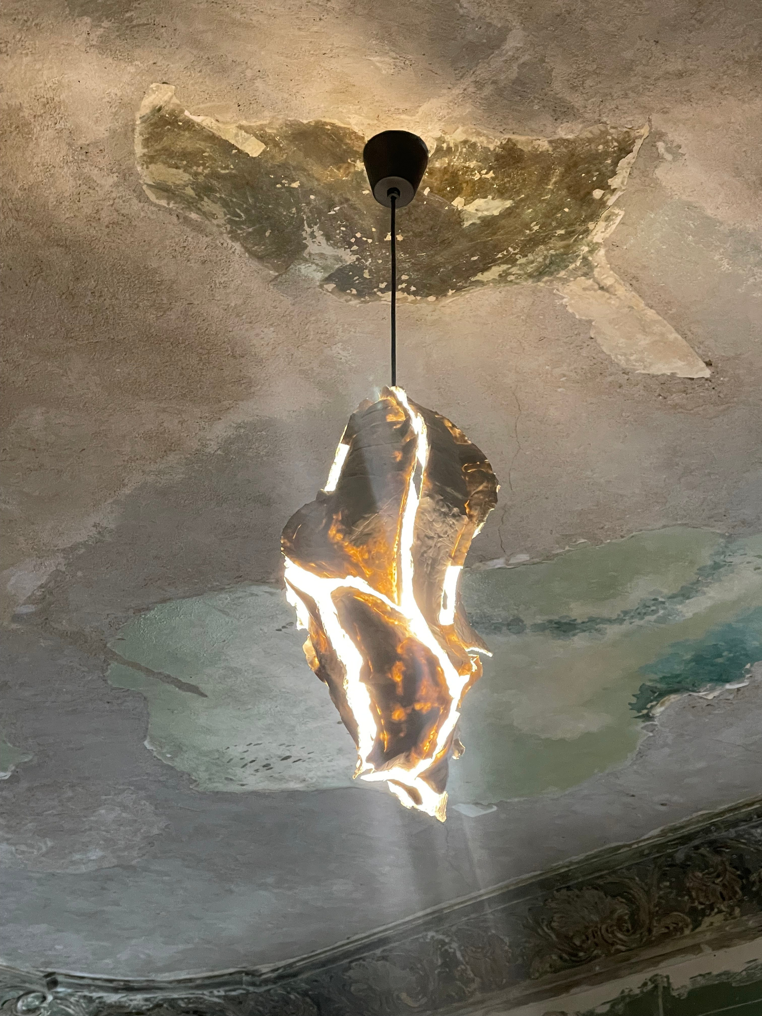 Chrysalis _2024. Художник — скульптор Антонина Фатхуллина