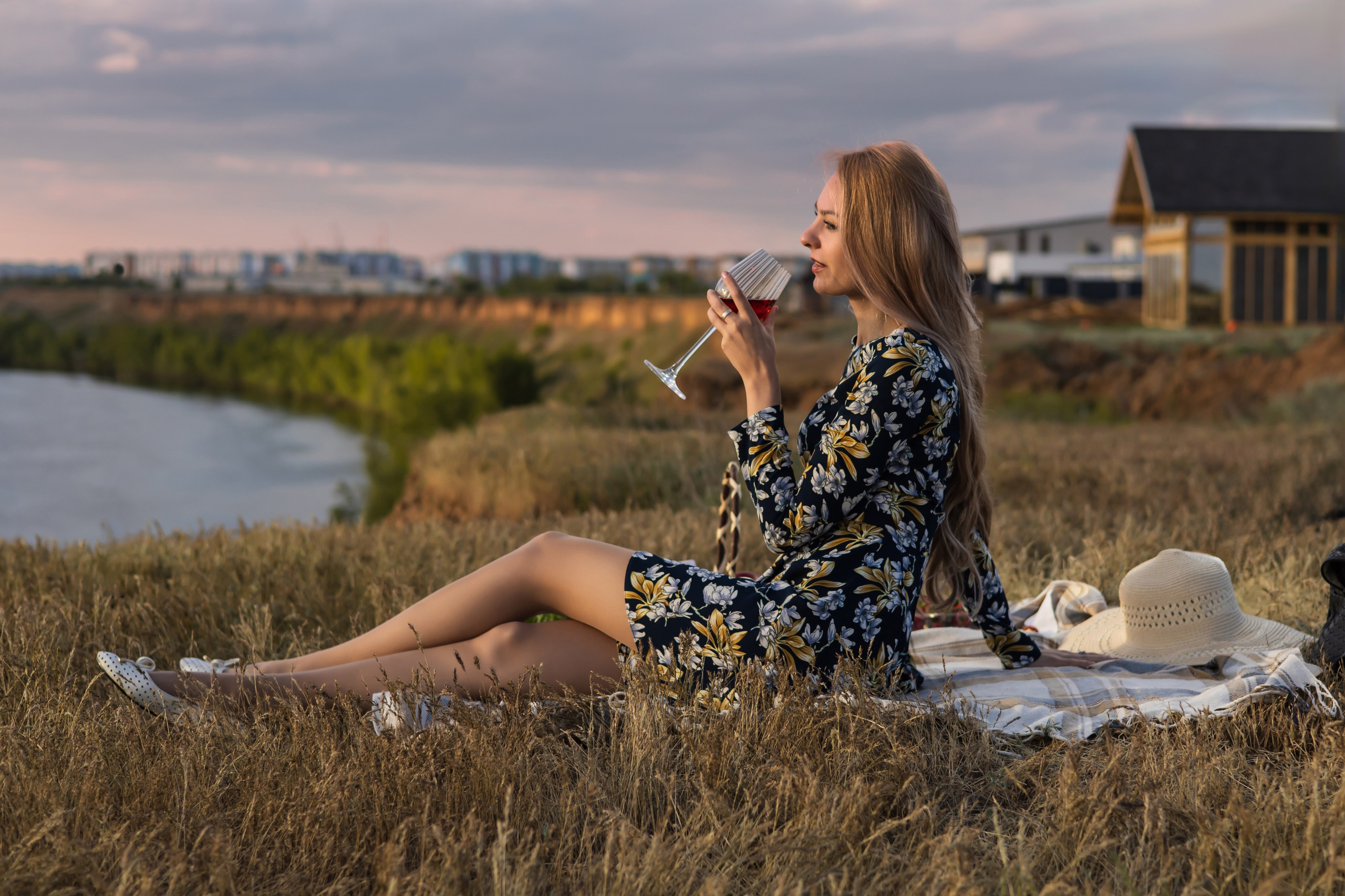 Оксана. Главная