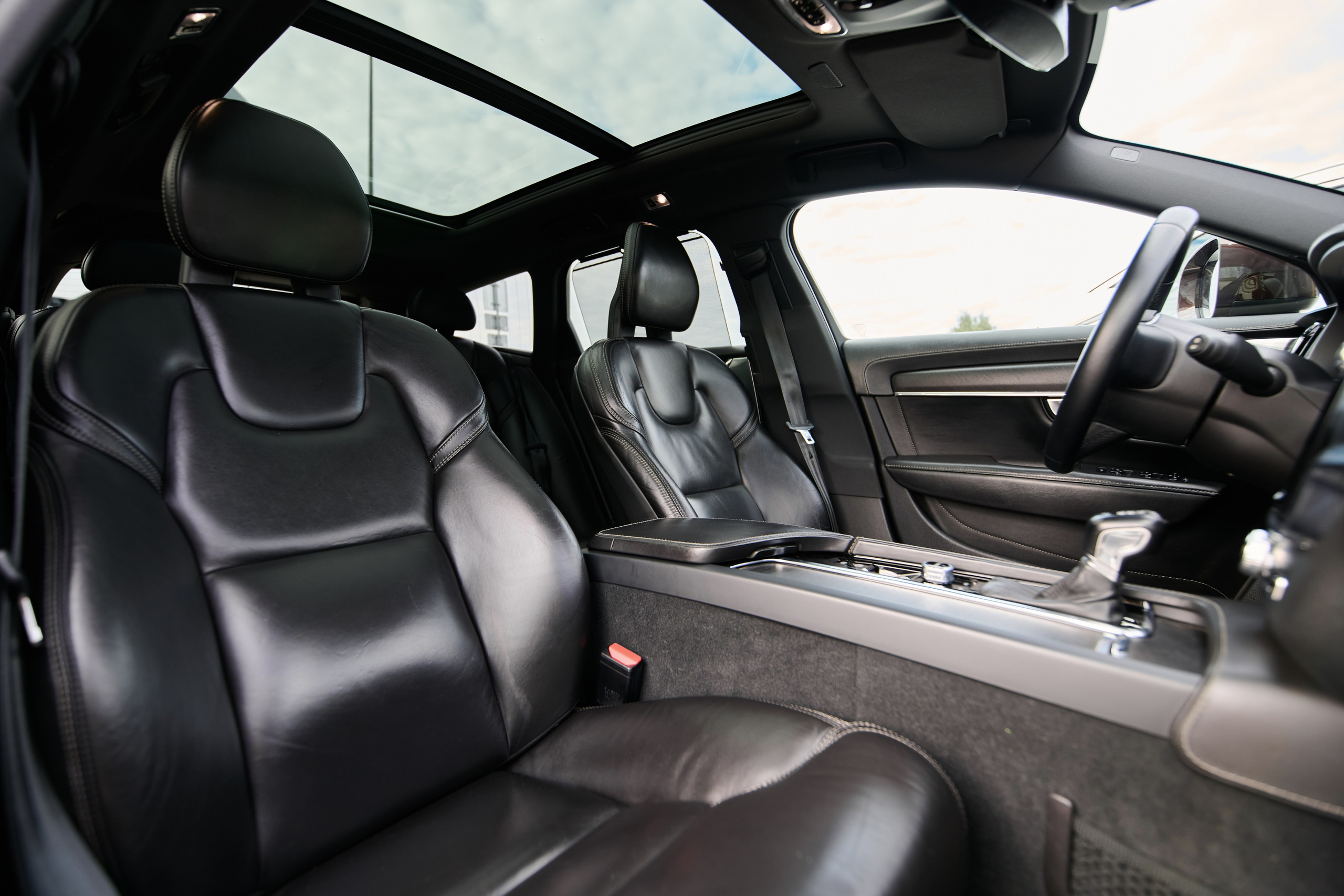 Volvo V90. Александр Тагаев — фотограф в Минске