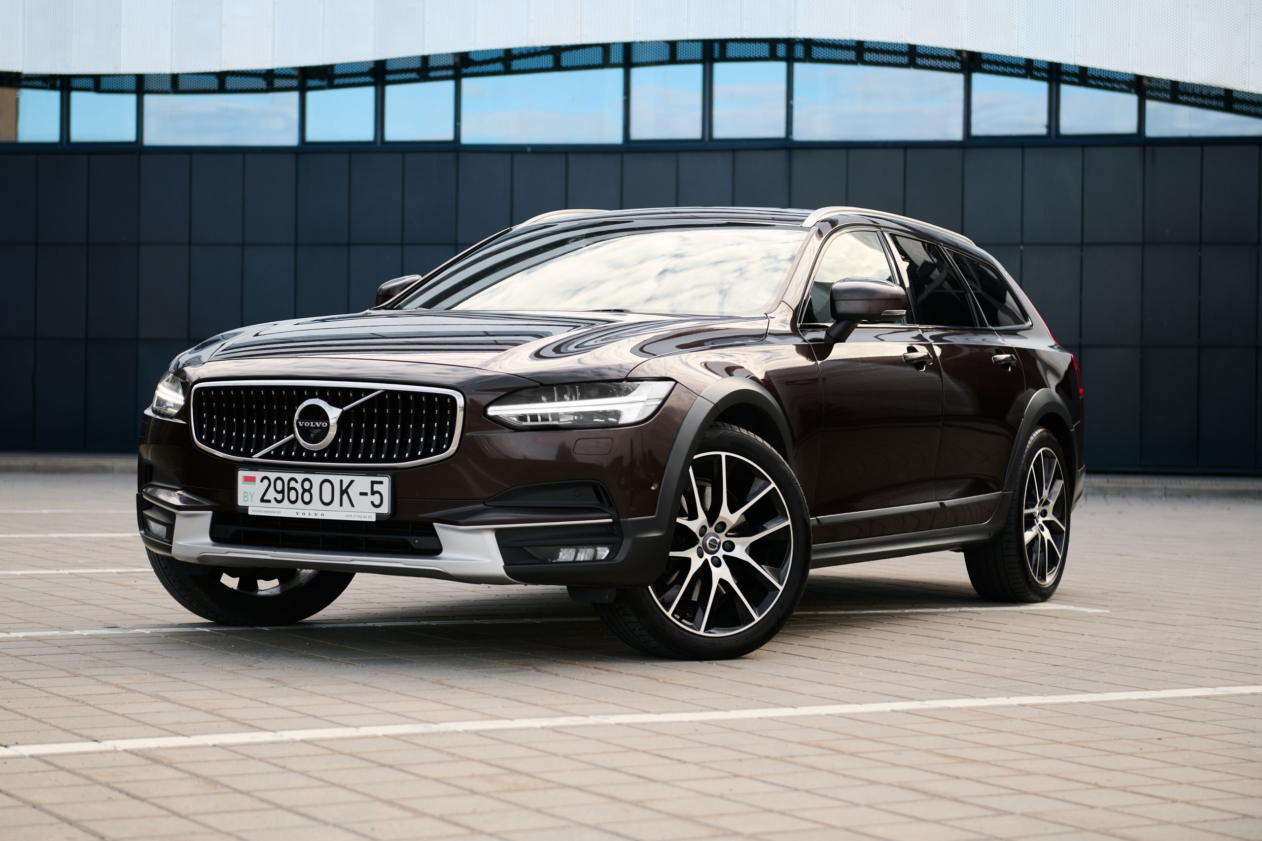 Volvo V90. Александр Тагаев — фотограф в Минске
