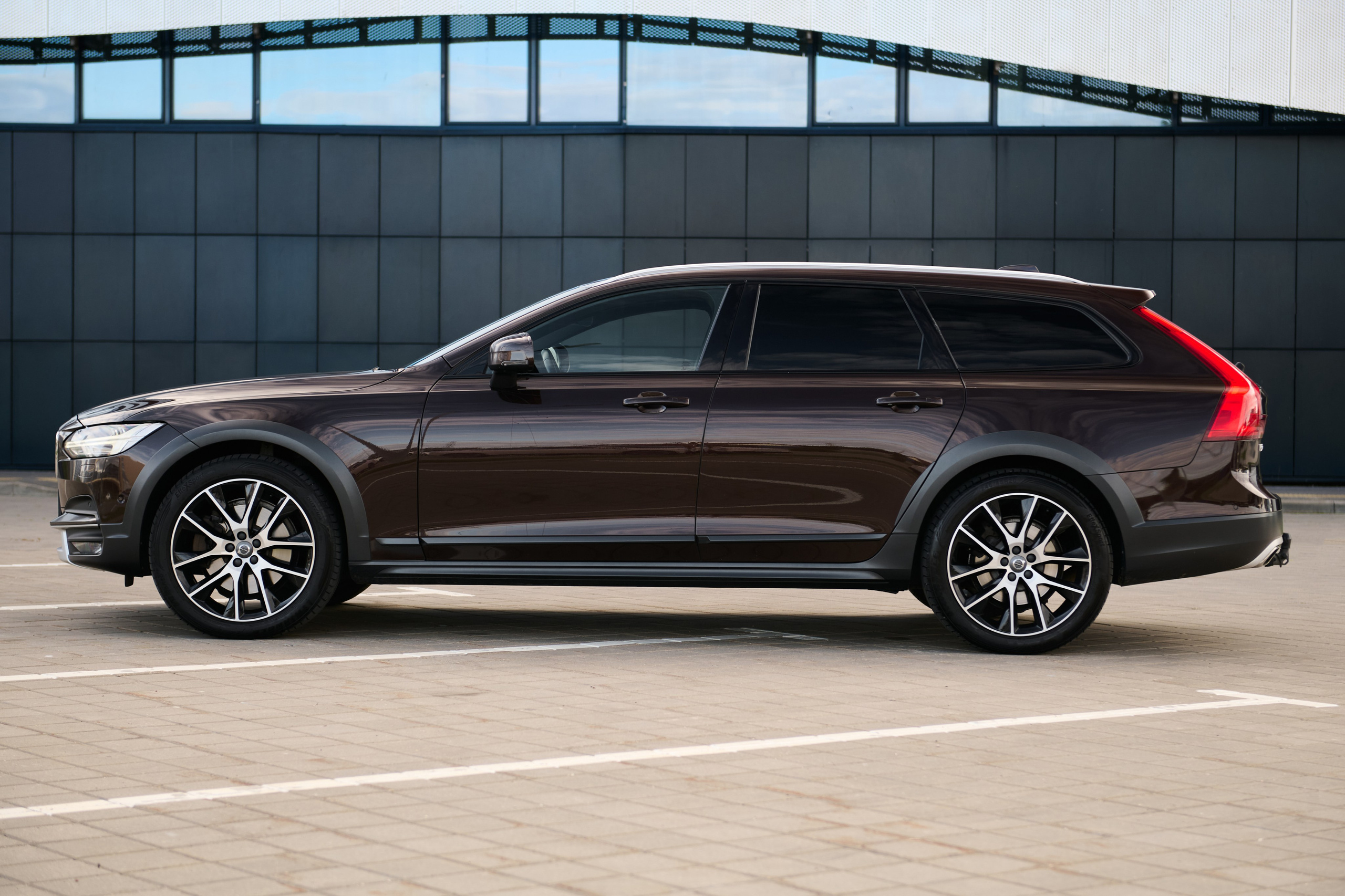 Volvo V90. Александр Тагаев — фотограф в Минске