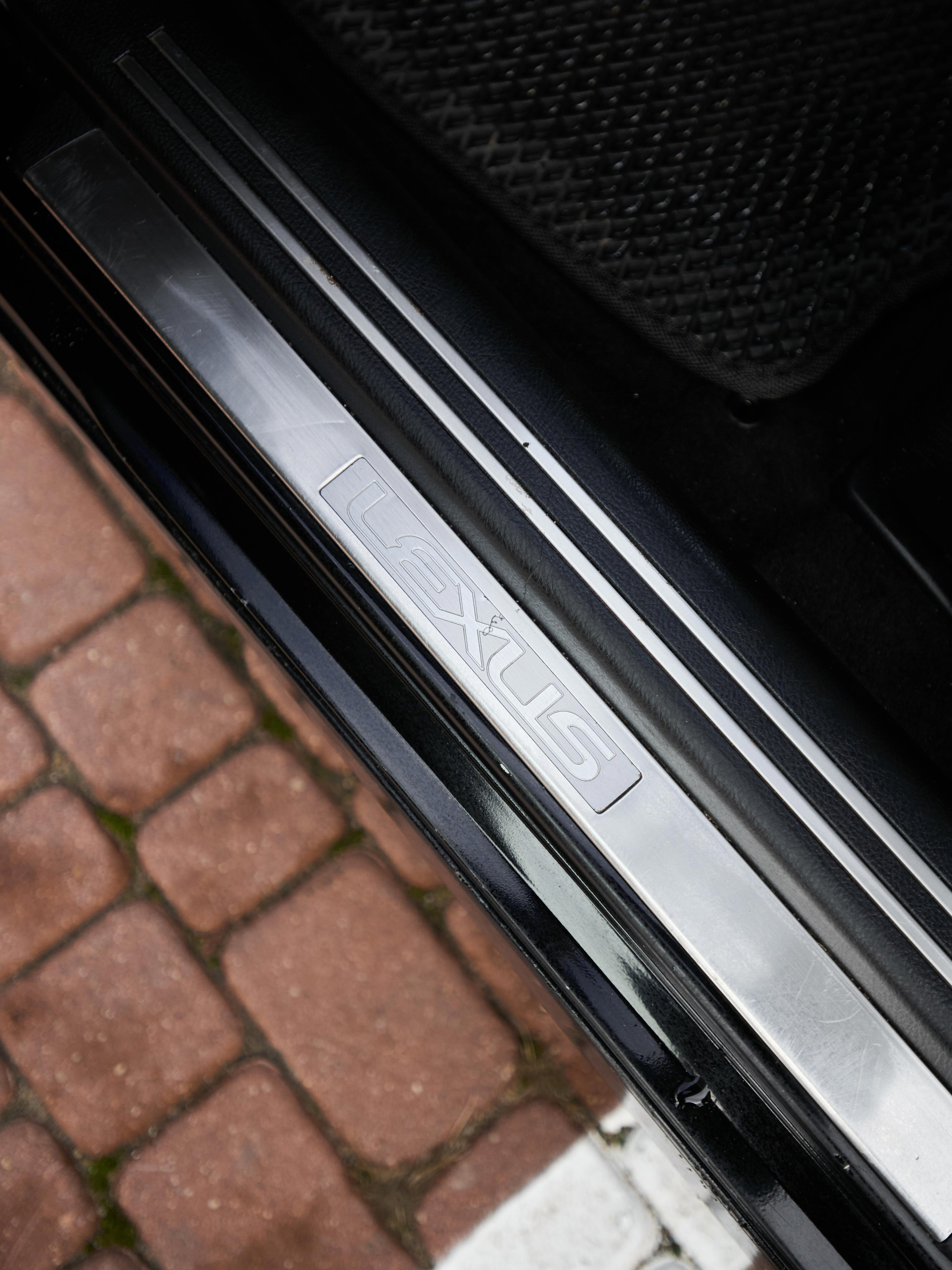 Lexus LS460L. Автомобильный и интерьерный фотограф в Минске Александр Тагаев