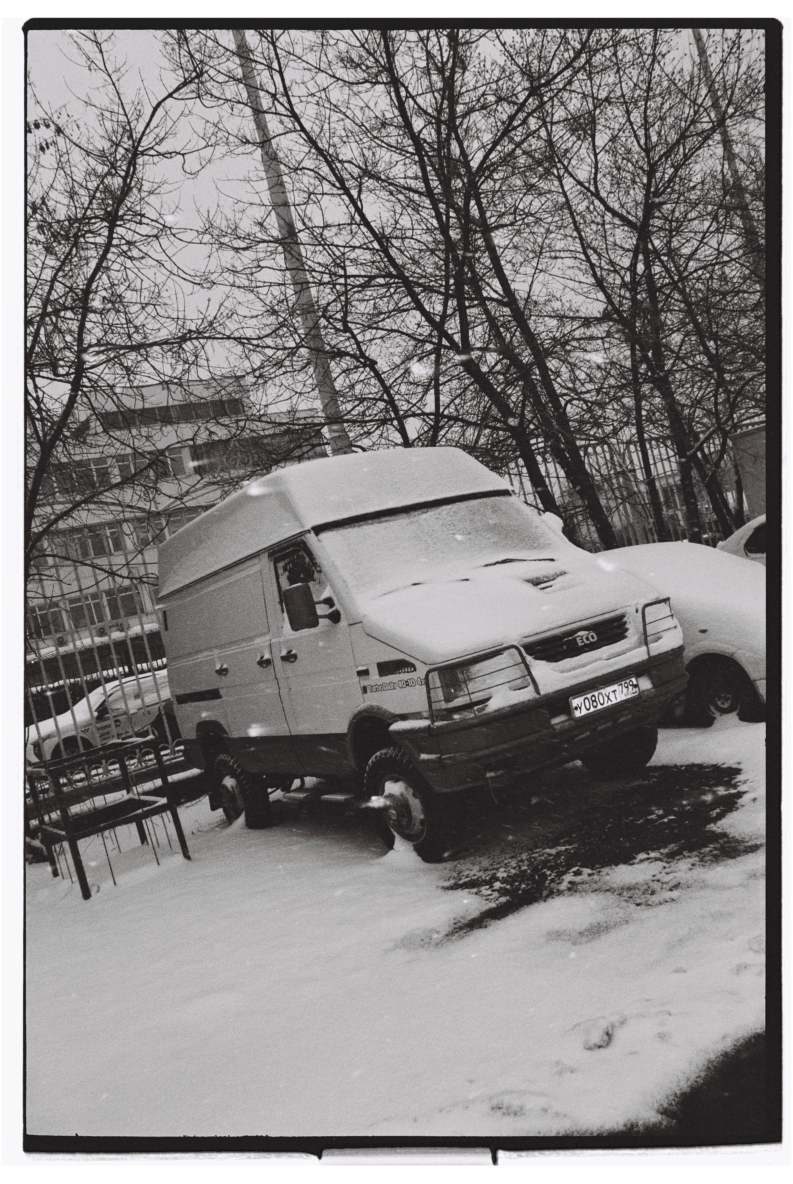 CARS. ANNA — PHOTOGRAPHER