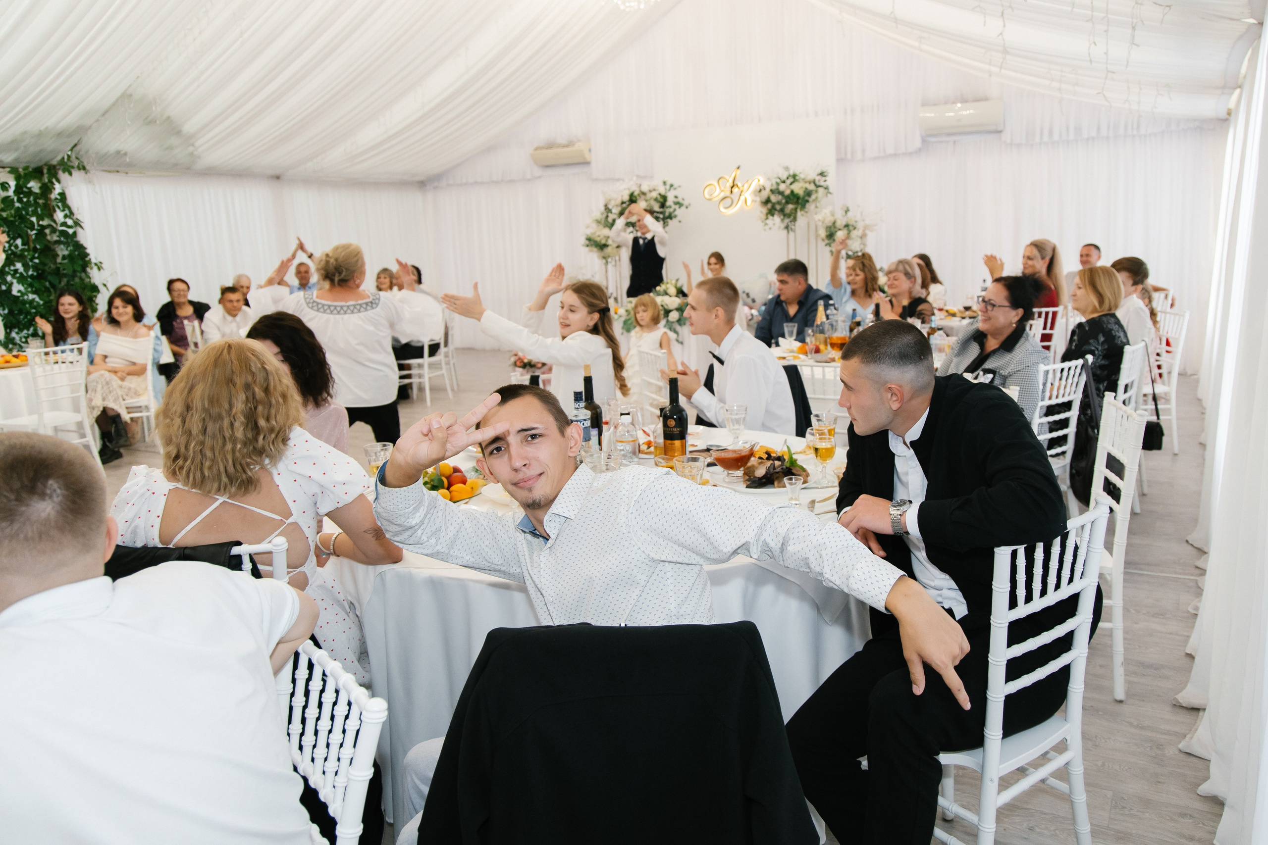 Ксения и Антон (полный день). Фотограф в Барнауле Юлия Садвокасова