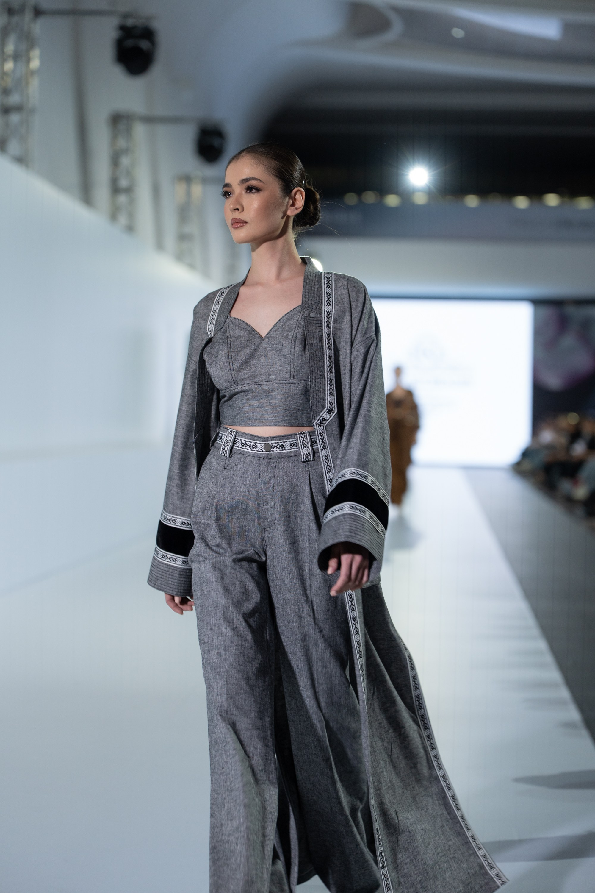 Umed Kuchkaliev. Сайт Алматинского НЮ АРТ, будуар и фэшн фотографа Дениса Карпенко