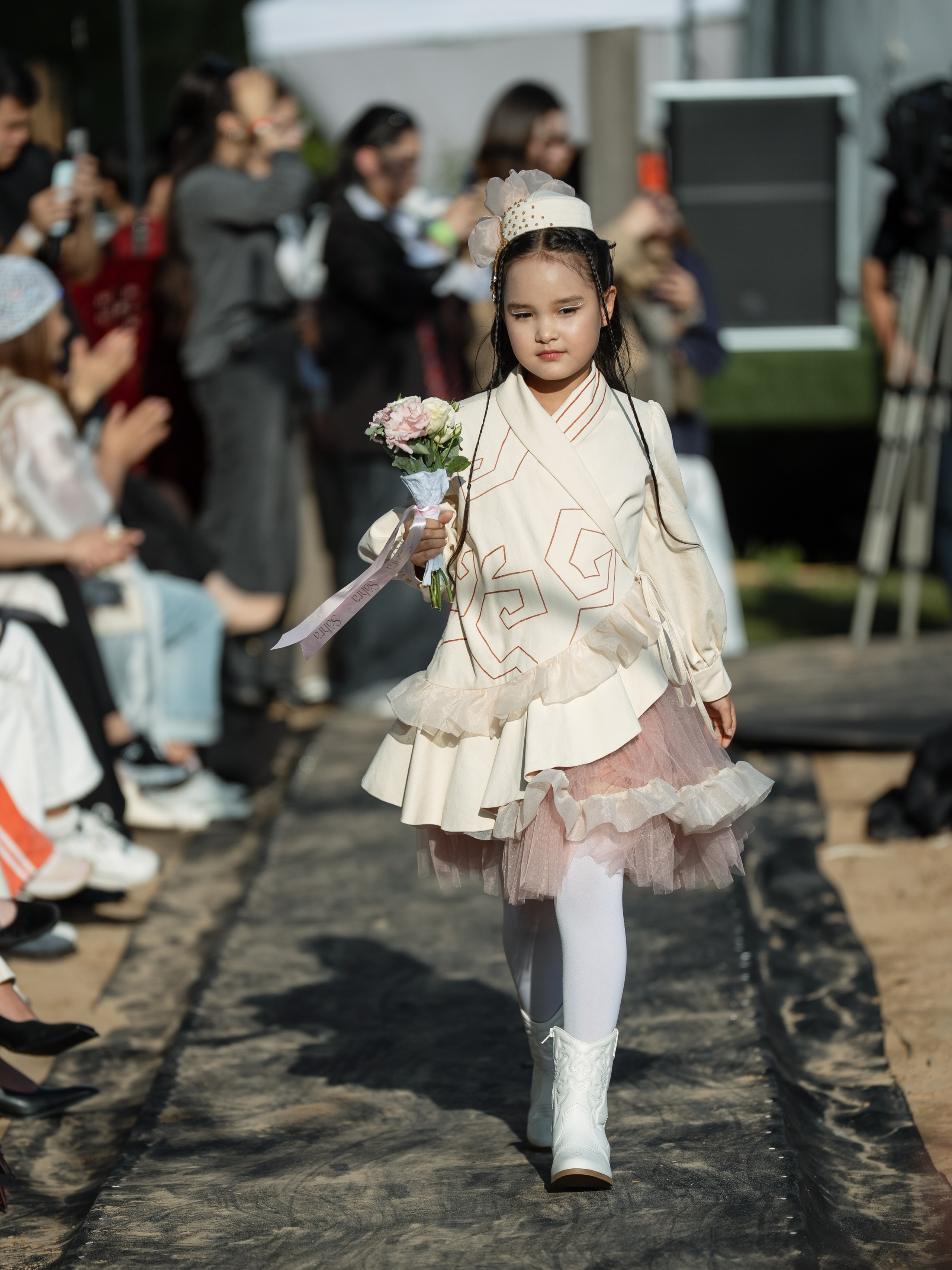 Brand Darideiya. Сайт Алматинского НЮ АРТ, будуар и фэшн фотографа Дениса Карпенко