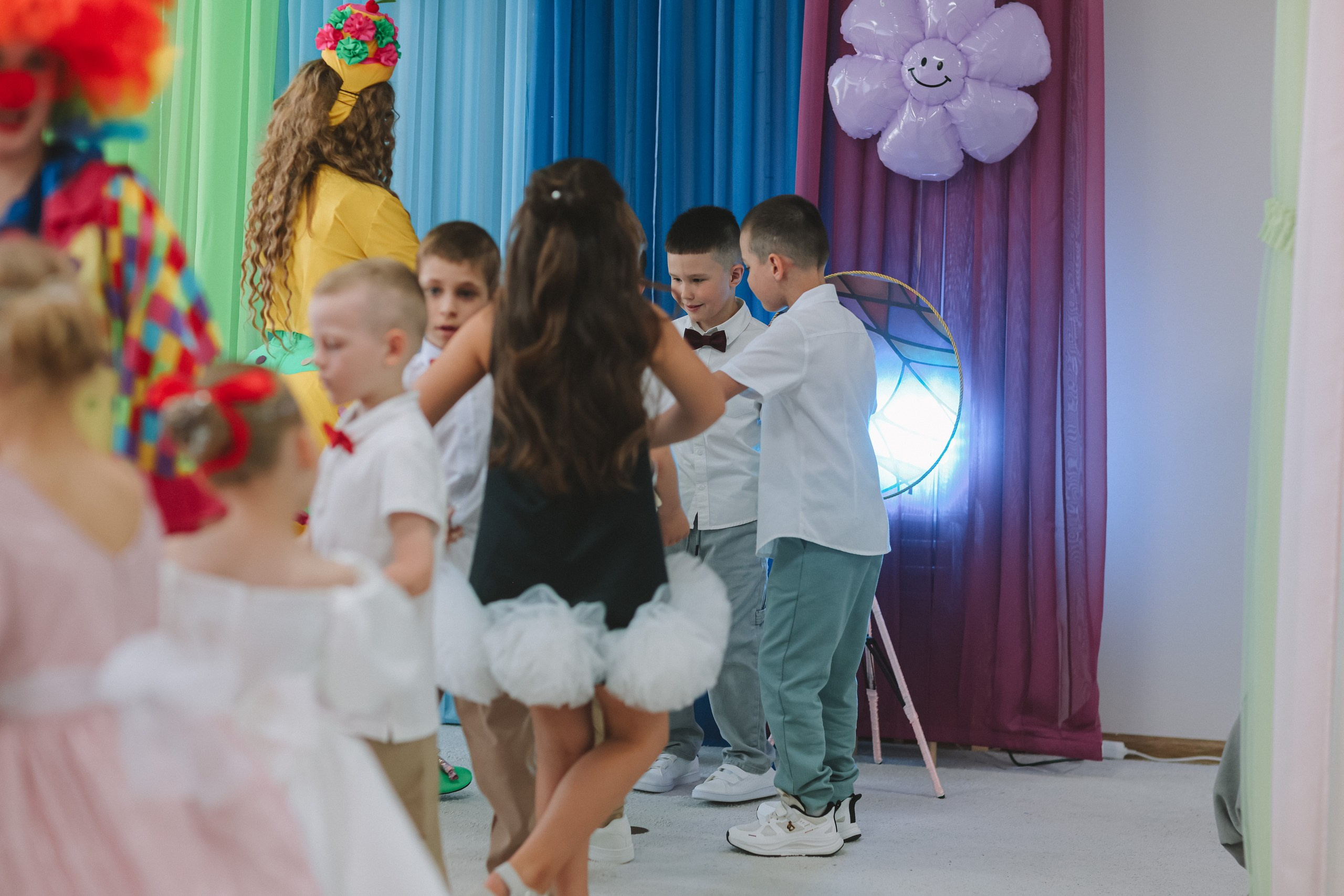 Выпускной репортаж. Семейный фотограф Тюмень, фотограф на роды Салмина Мария